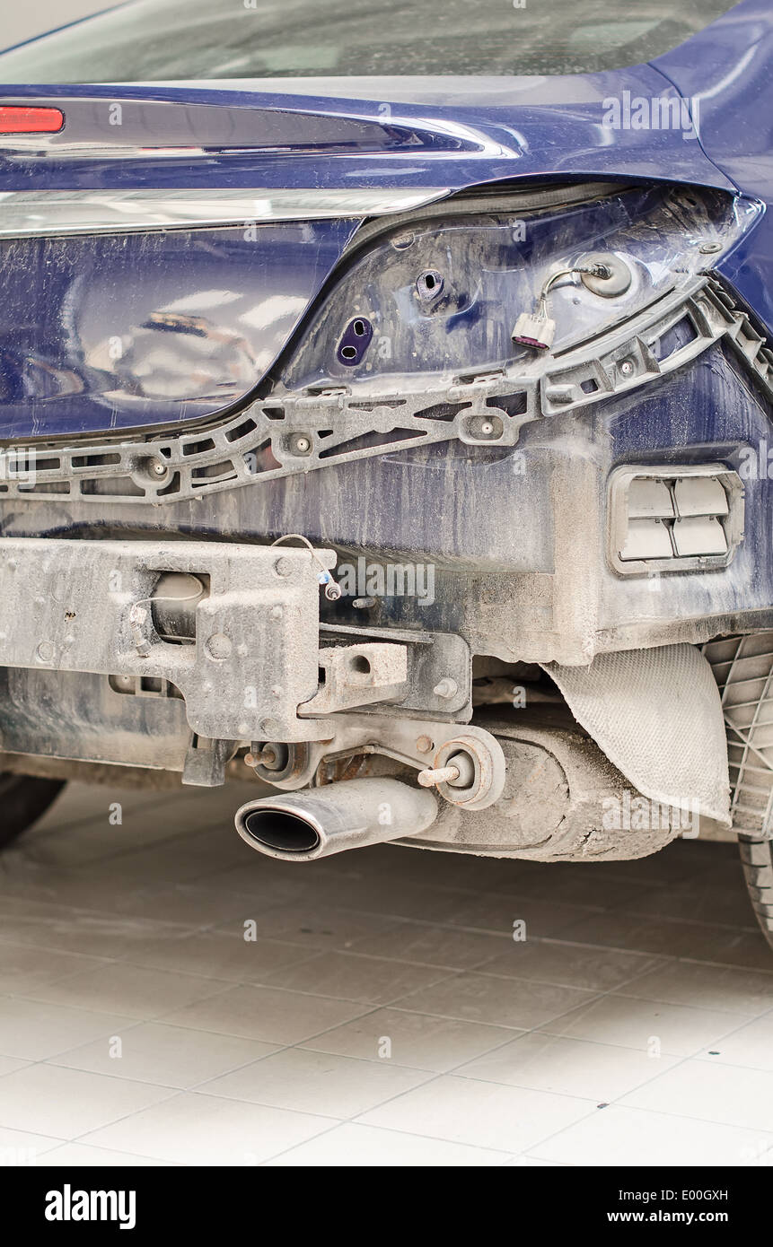 Car without a fender in repair shop Stock Photo Alamy