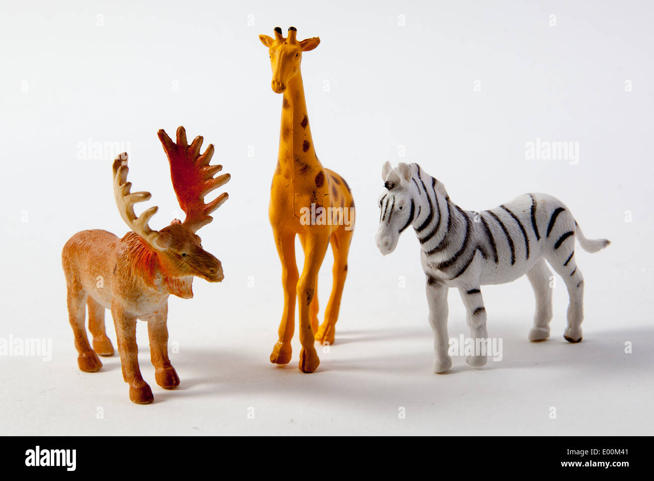 Plastic toys and figures from a play set, dinosaurs, farm animals and zoo animals Stock Photo - Alamy Plastic toys and figures from a play set, dinosaurs, farm animals and zoo animals Stock Photo - Alamy