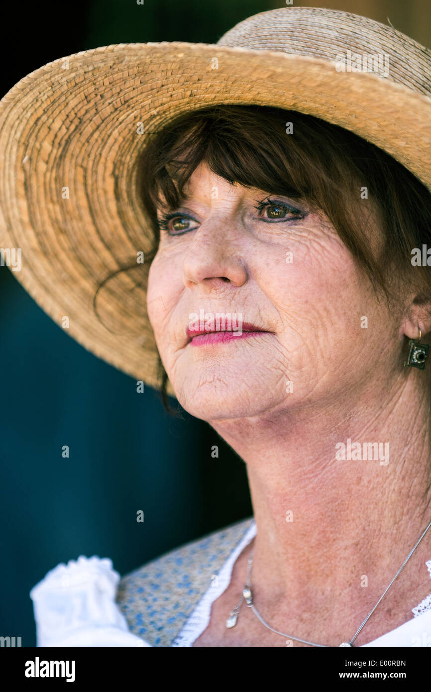 Woman in 1800s hi-res stock photography and images - Alamy