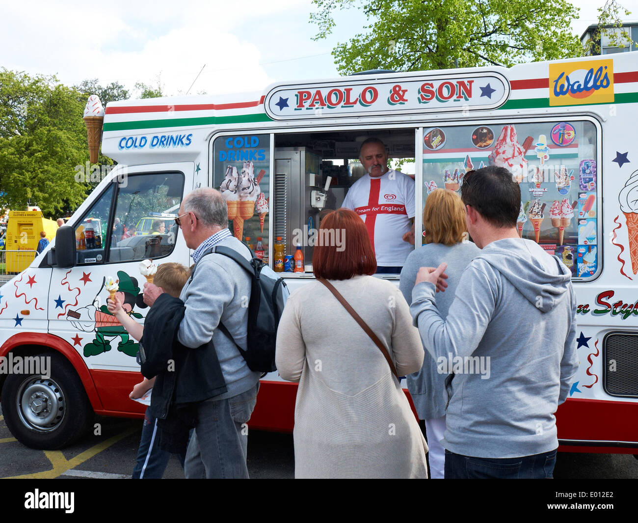 Ice cream van UK Stock Photo - Alamy