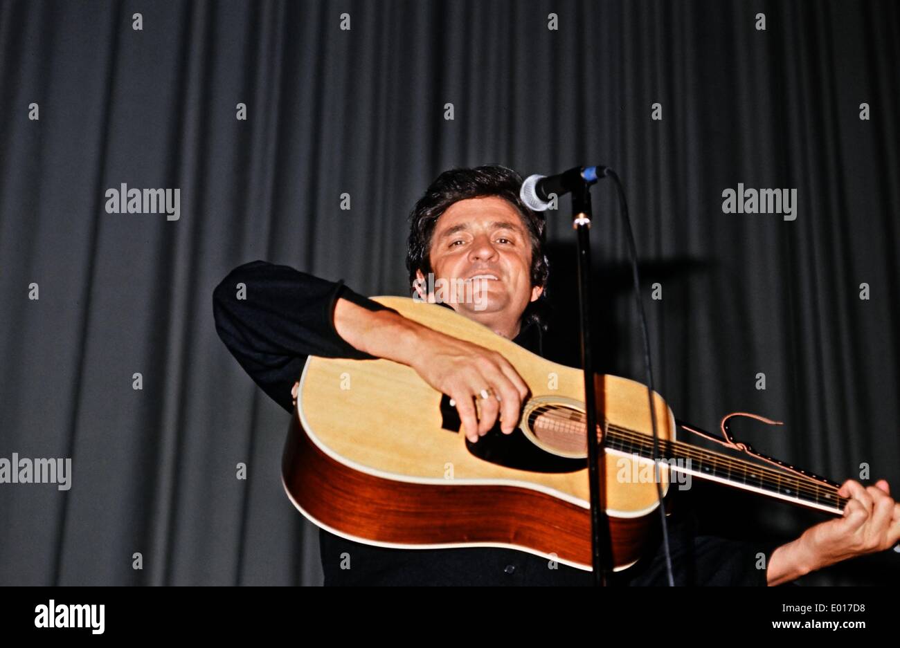 Johnny Cash High Resolution Stock Photography And Images Alamy