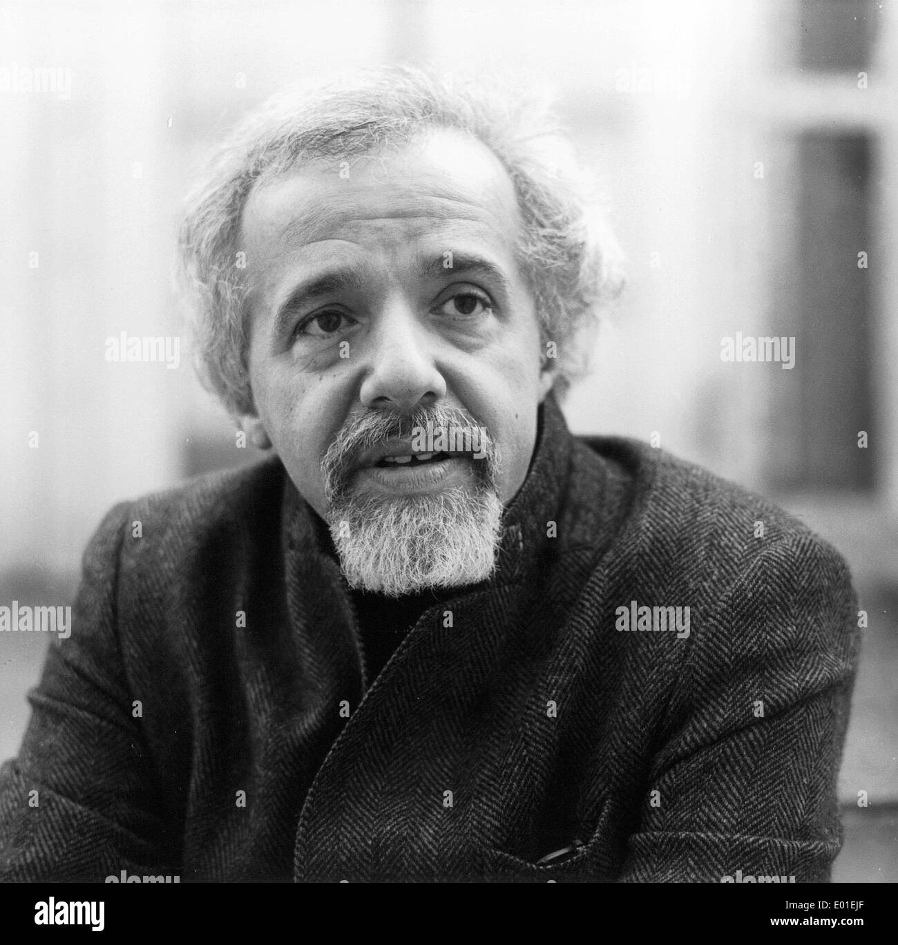 Paulo coelho born 1947 hi-res stock photography and images - Alamy