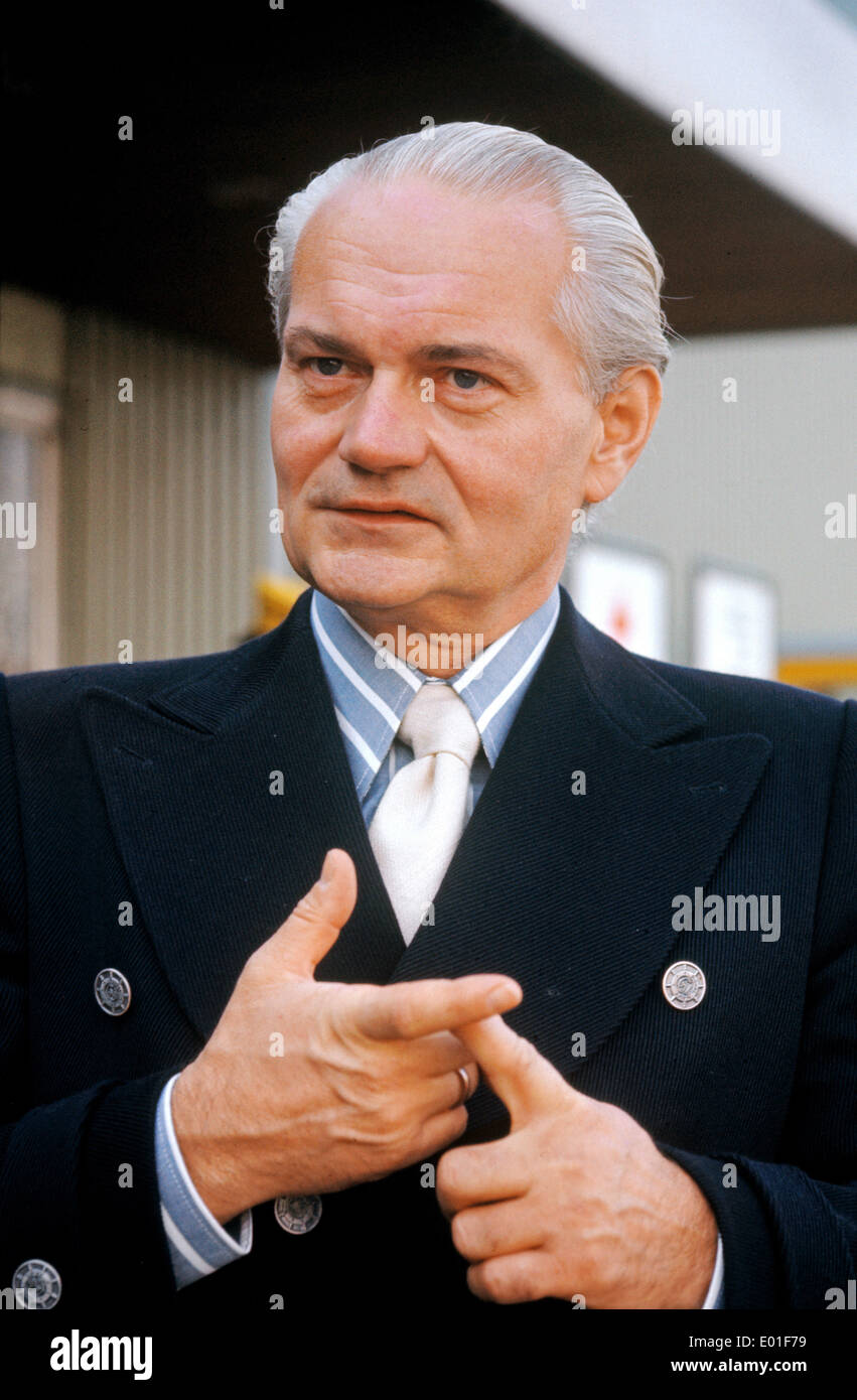 Heinz G. Konsalik, 1972 Stock Photo Alamy