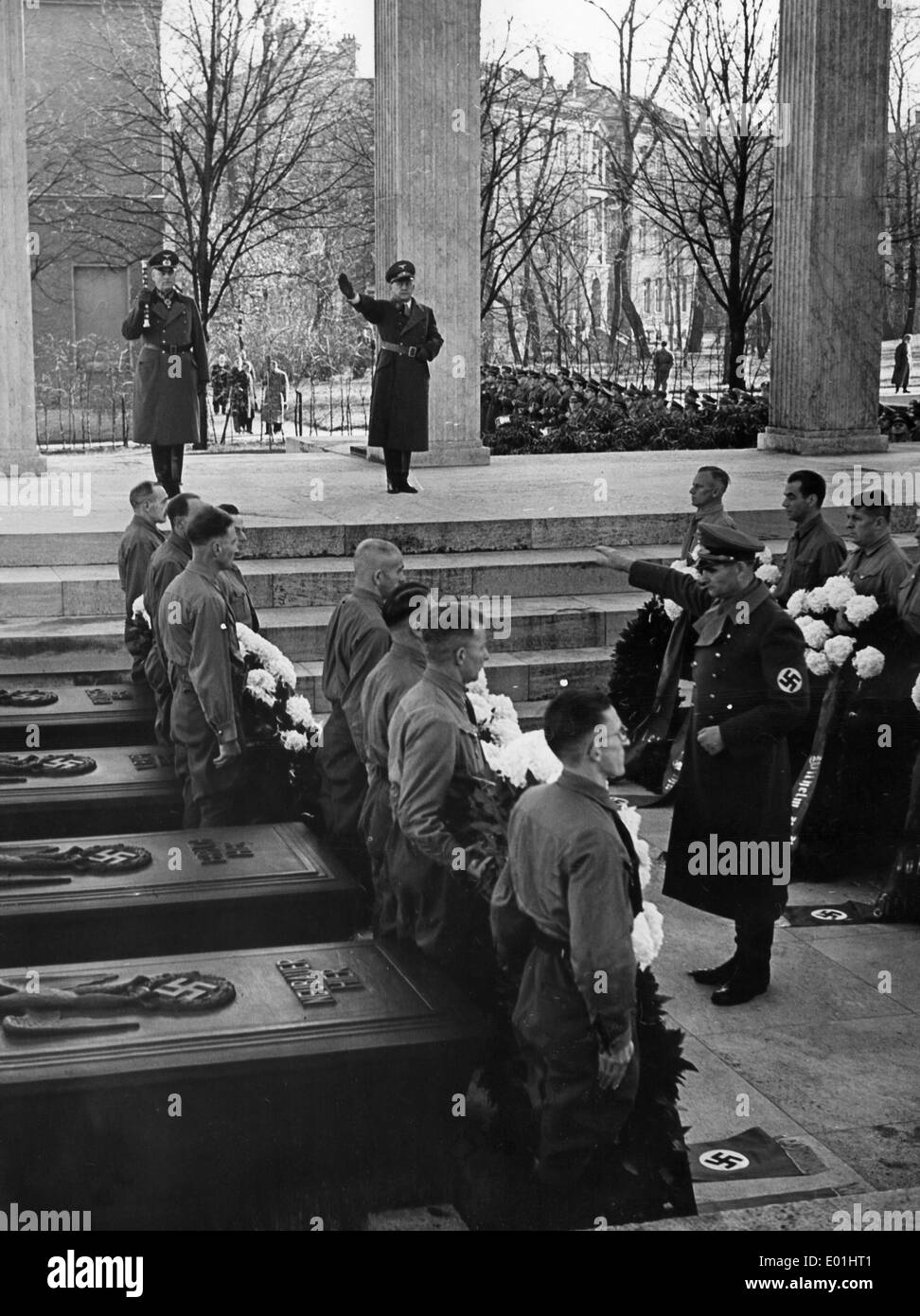 Rudolf Hess at the wreath-laying ceremony at the Koenigsplatz in Munich, 1940 Stock Photo