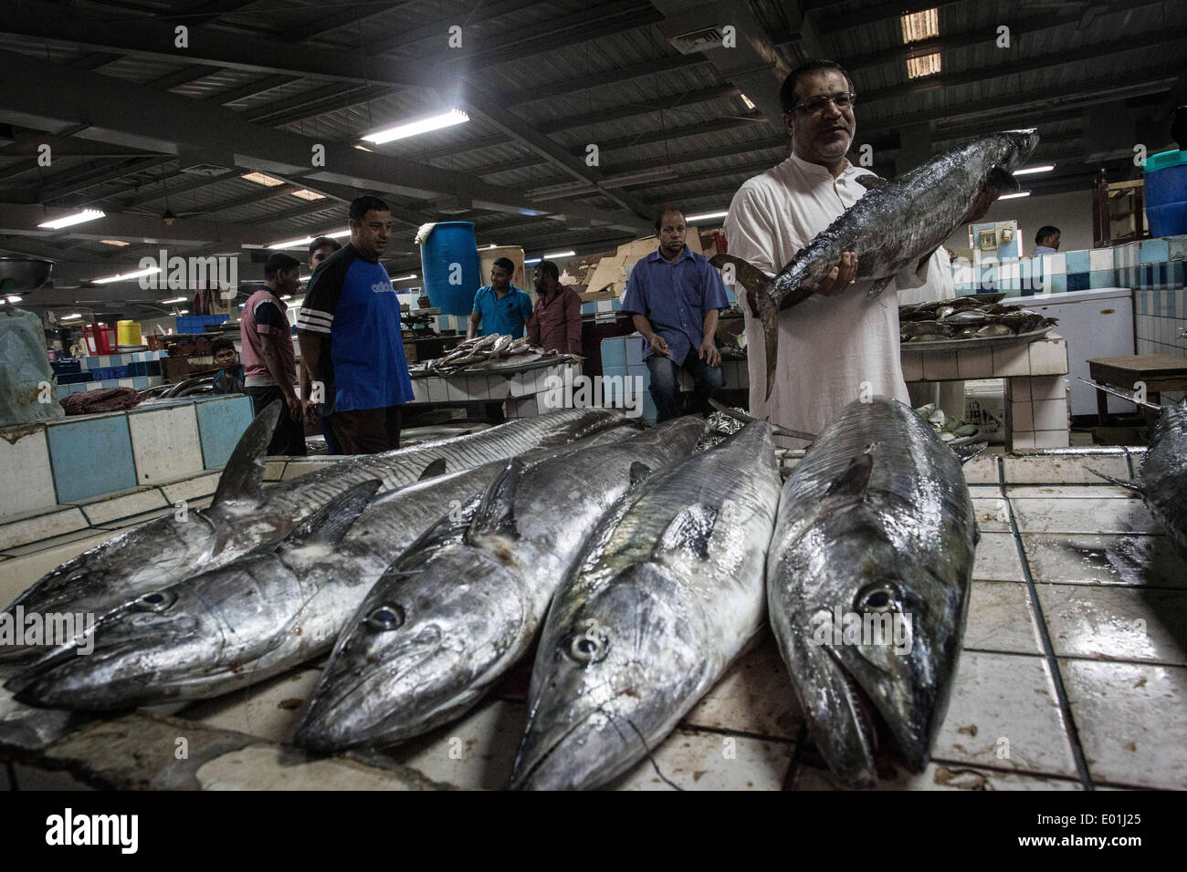 Bahrain fish market hires stock photography and images Alamy