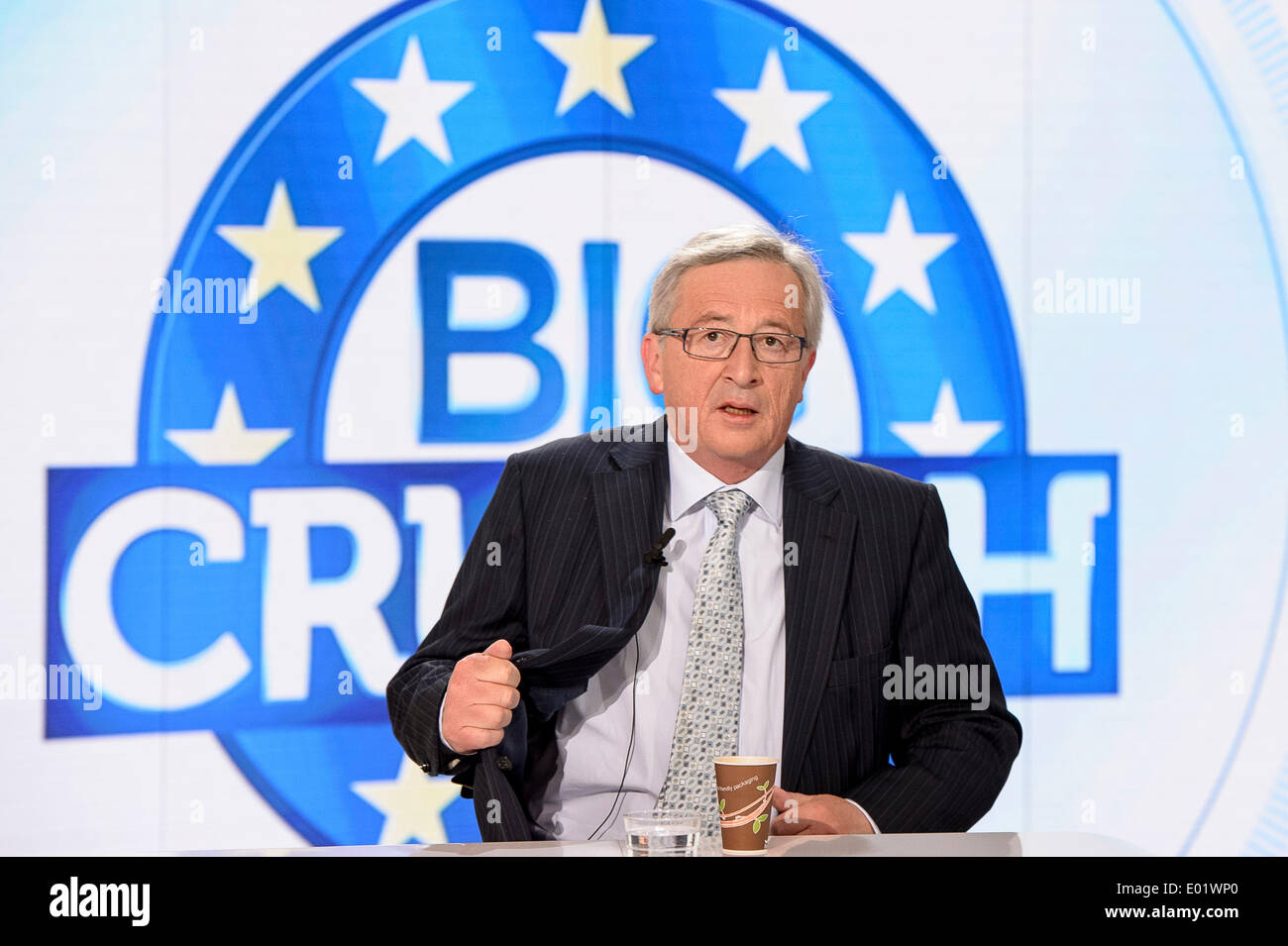 Brussels, Belgium. 29th April 2014. Jean-Claude Juncker, top candidate for European People's Party (EPP) during Euranet's 'Big Crunch' Presidential debate at the EU parliament in BrusselsThe four top candidates for the presidency of the European Commission - Jean-Claude Juncker, Ska Keller, Martin Schulz and Guy Verhofstadt - attend EU-wide debate organized by EuranetPlus and focused on the major election topics. Credit:  dpa picture alliance/Alamy Live News Stock Photo