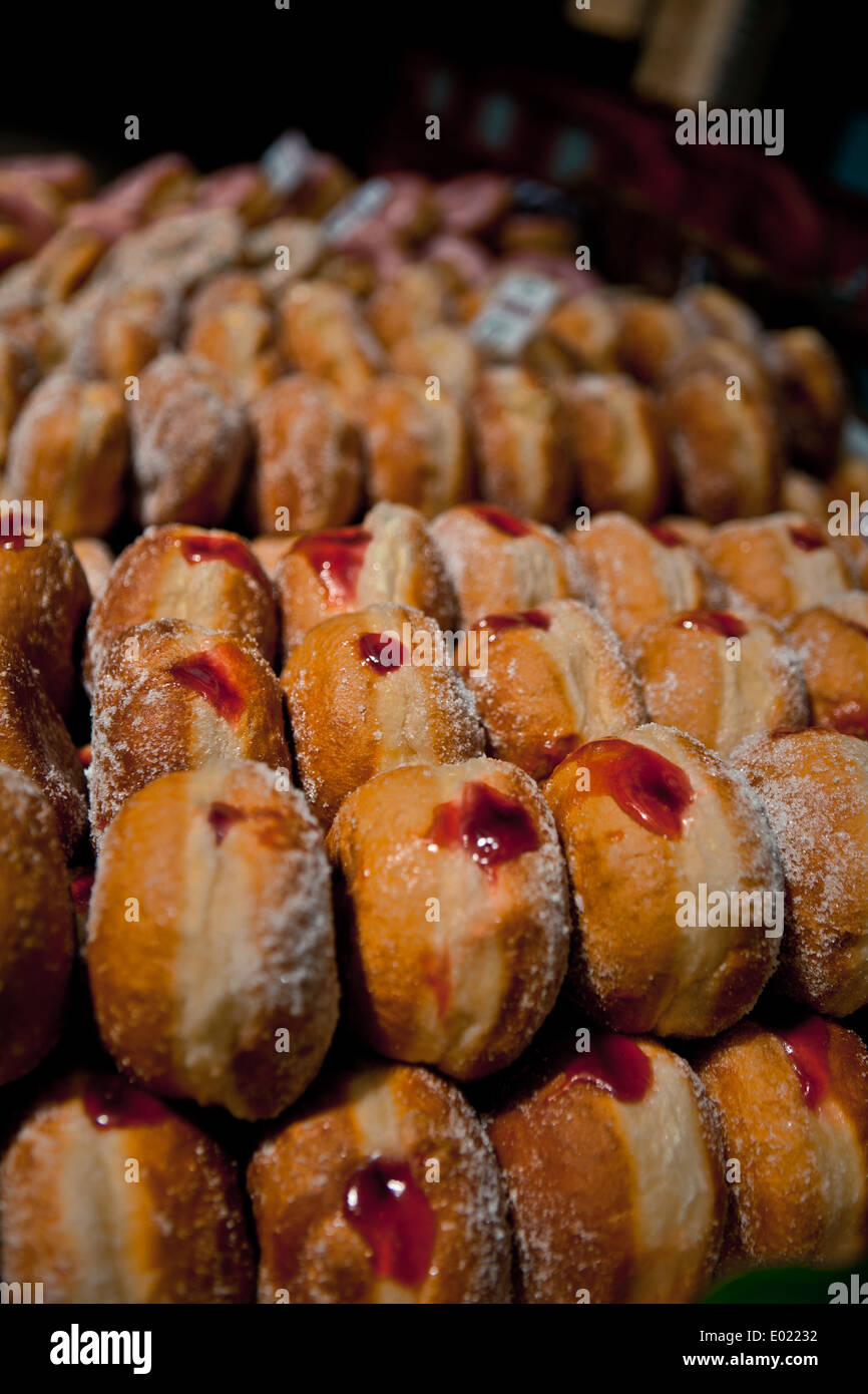 Doughnut stall doughnuts stall hires stock photography and images Alamy