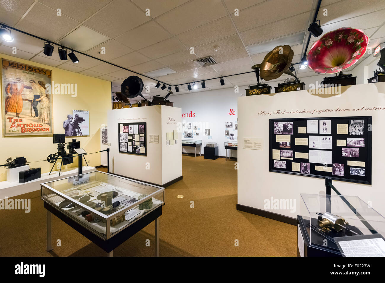 Display of phonographs and movie cameras in the Estates Museum at the Edison and Ford Winter Estates, Fort Myers, Florida, USA Stock Photo