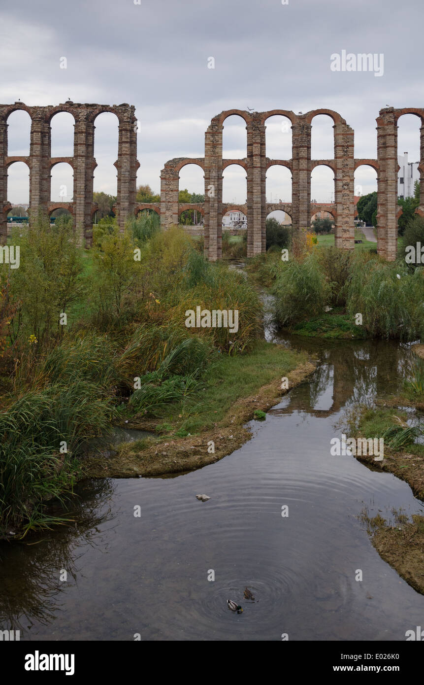 Roman Aqueduct in Merida, Badajoz, Extremadura, Spain, Europe Stock Photo