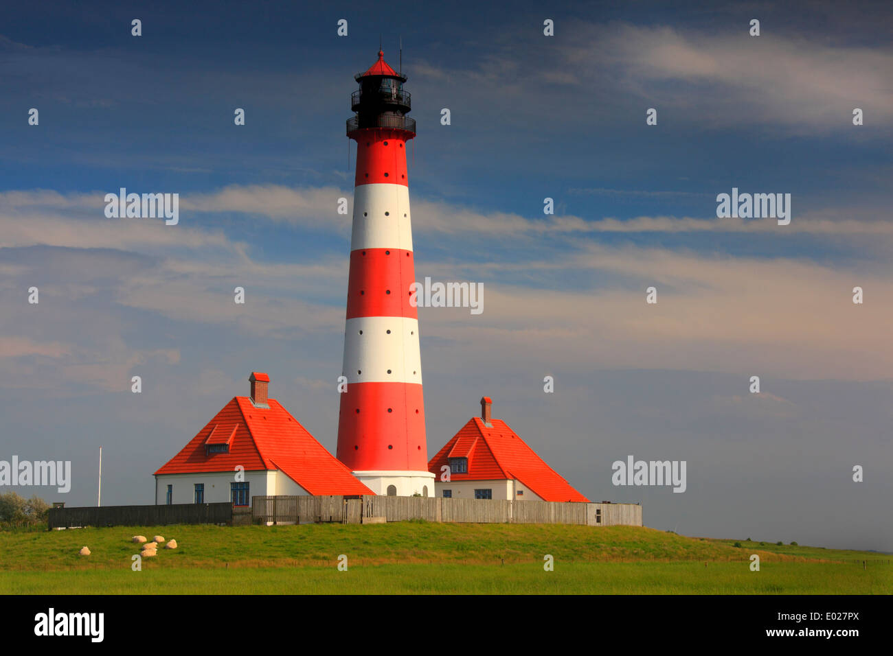 Red white stock photography and images - Alamy