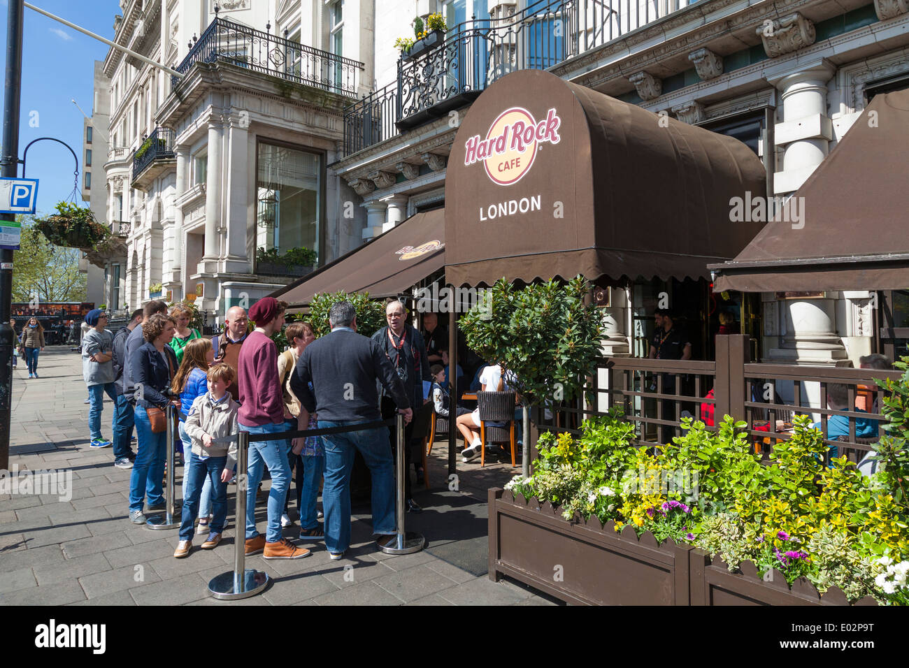 The lunch time queue outside Hard Rock Cafe piccadillyLondon. Stock Photo