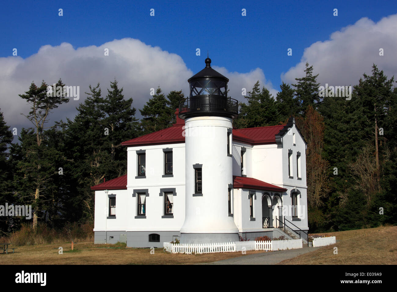 Photo of the Admiralty Head Lighthouse, Fort Casey State Park, Coupeville, Whidby Island, Washington, USA Stock Photo