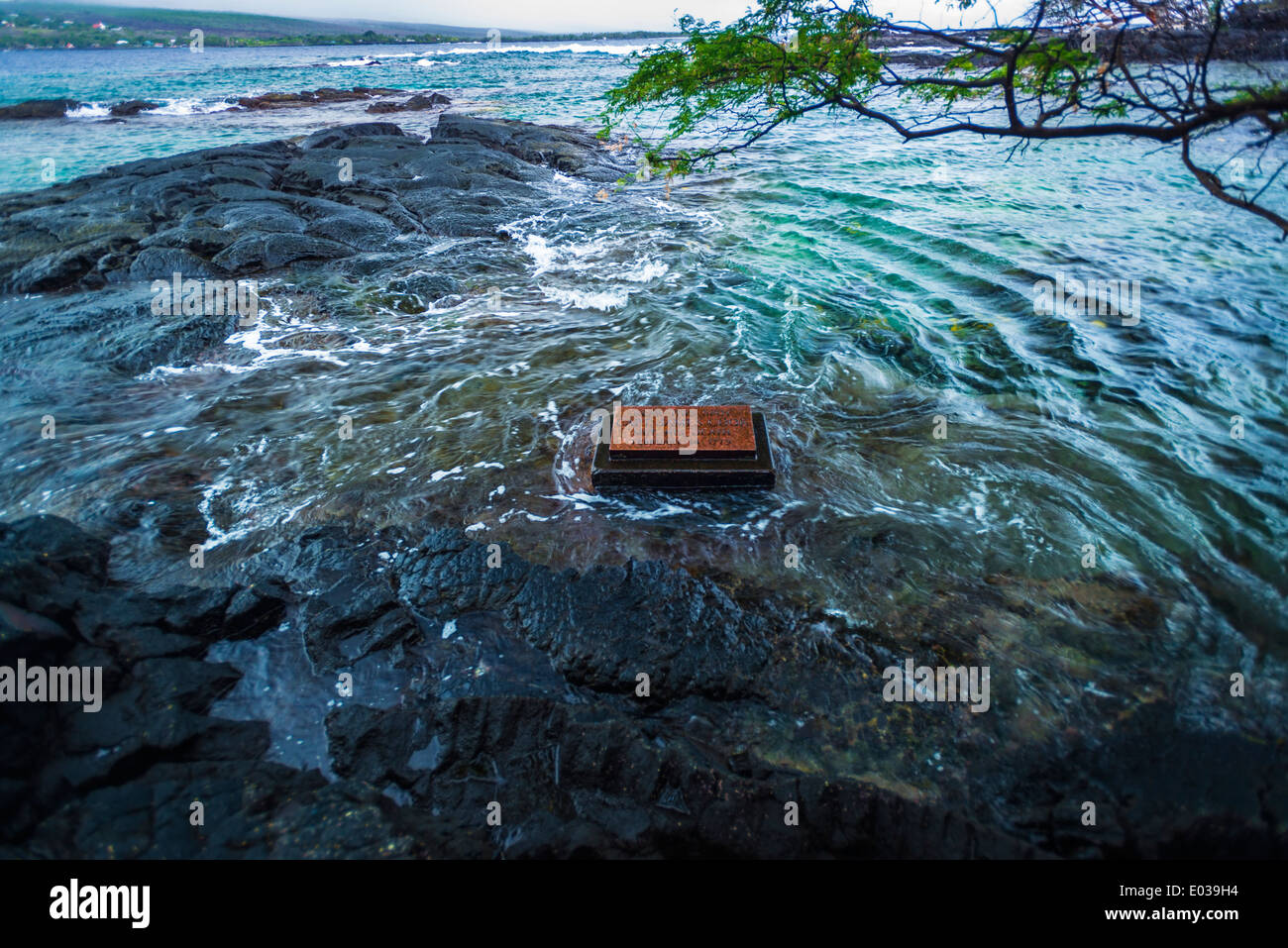 Plaque marking the spot where Captain James Cook was killed, Kealakekua