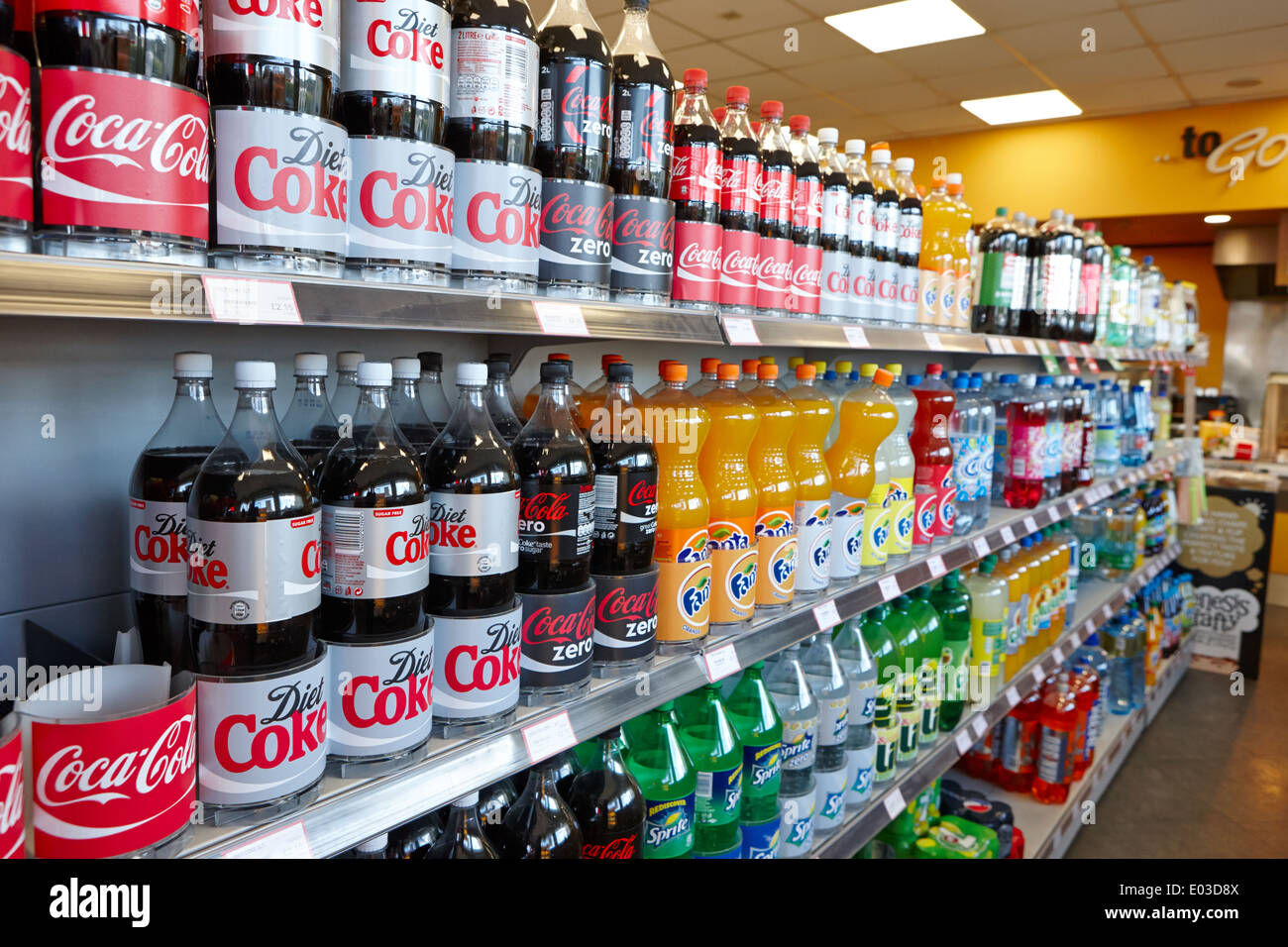 Fizzy Drinks Stock Photos & Fizzy Drinks Stock Images Alamy