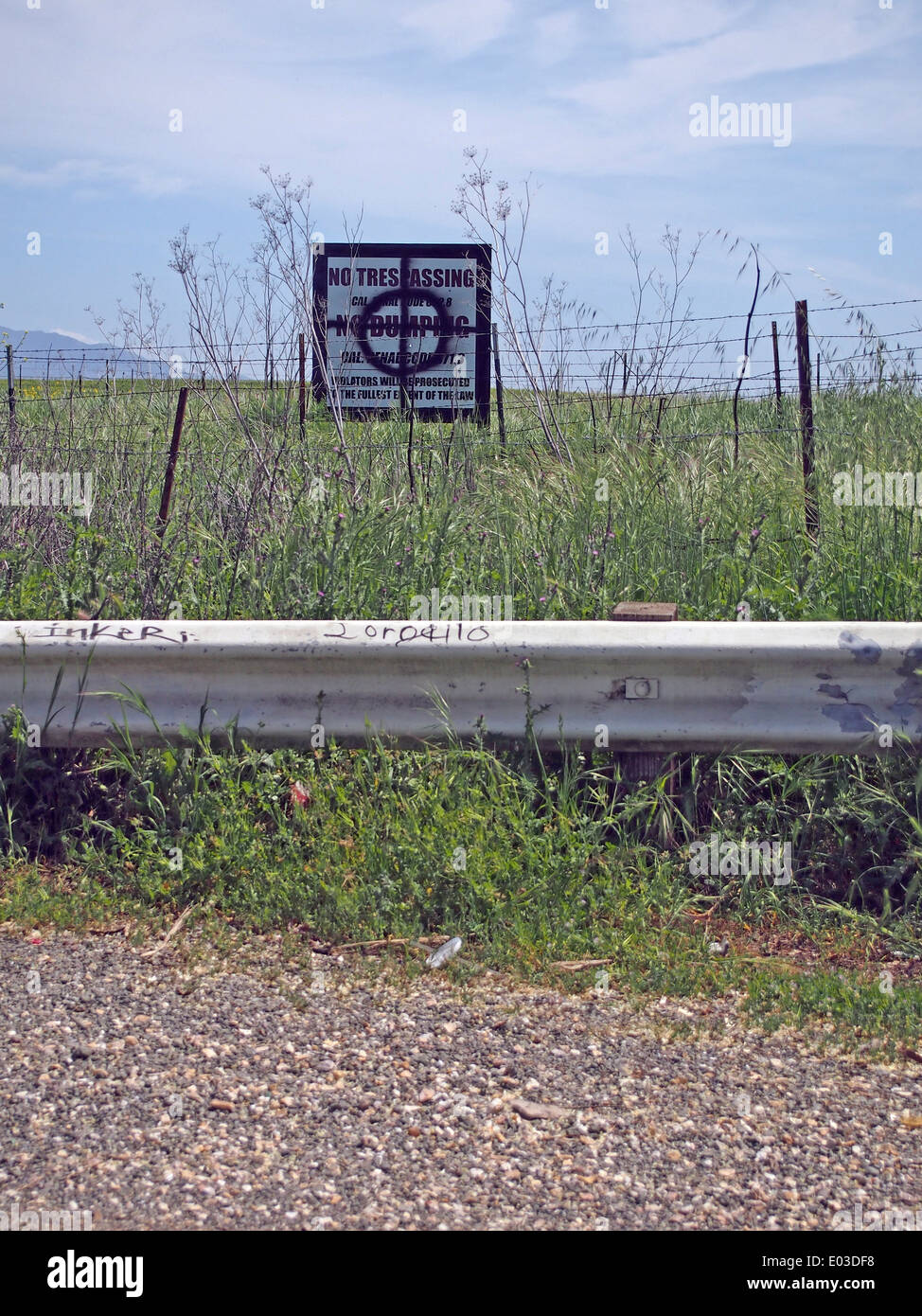 graffiti of symbol used by Zodiac Killer on sign along Lake Herman Road in Benicia California Stock Photo