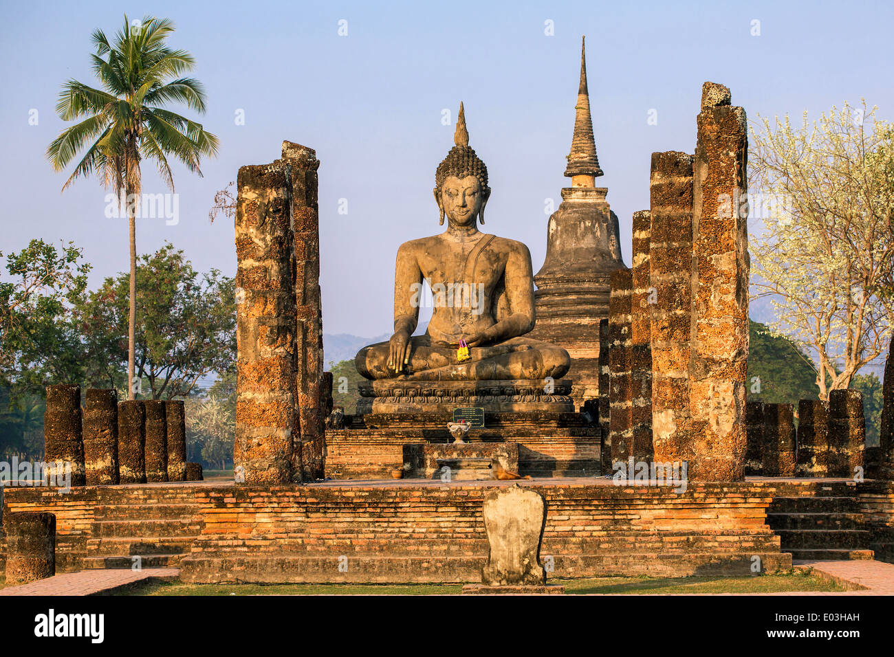 Buddha statue in Wat Mahathat temple, Sukhothai Historical Park, Thailand Stock Photo