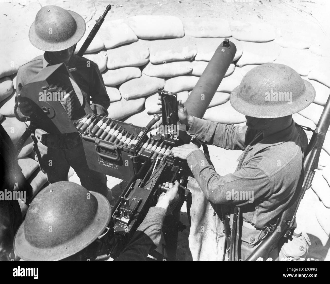 US Army anti aircraft gun team circa 1941 Stock Photo