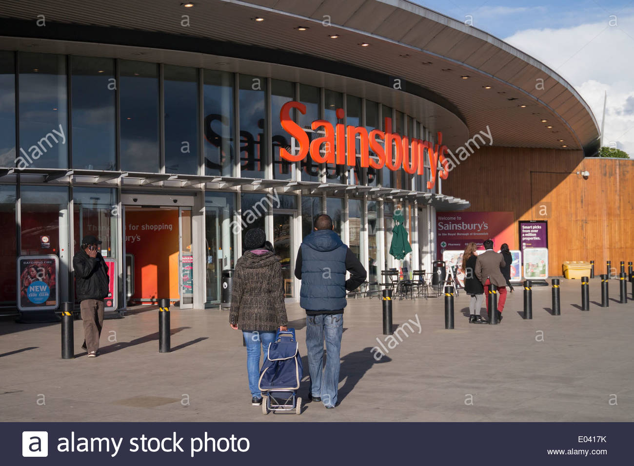 Sainsburys Superstore High Resolution Stock Photography and Images Alamy