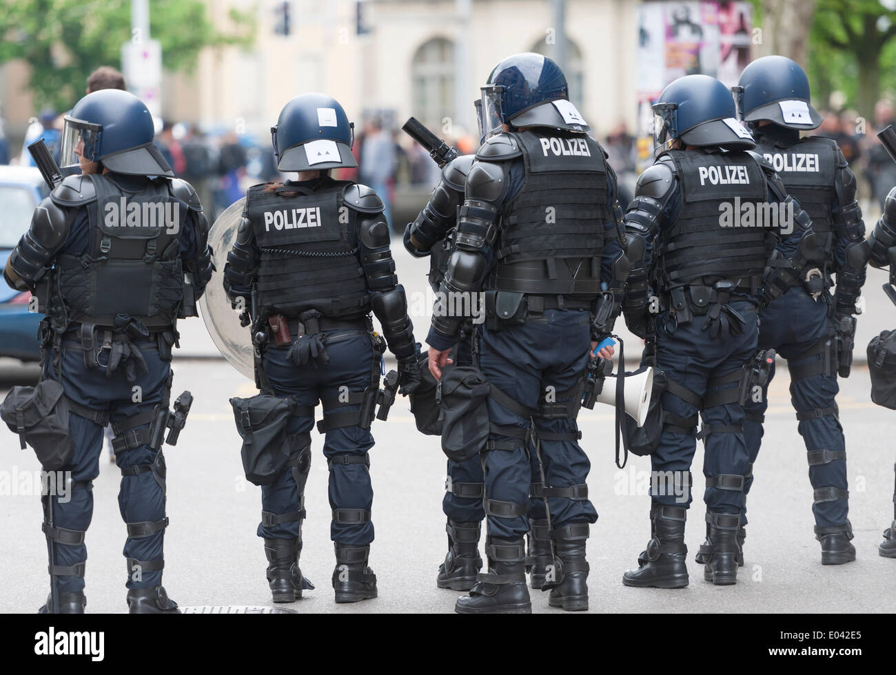 Zurich, Switzerland. 1st May, 2014. Armed police forces are deployed ...