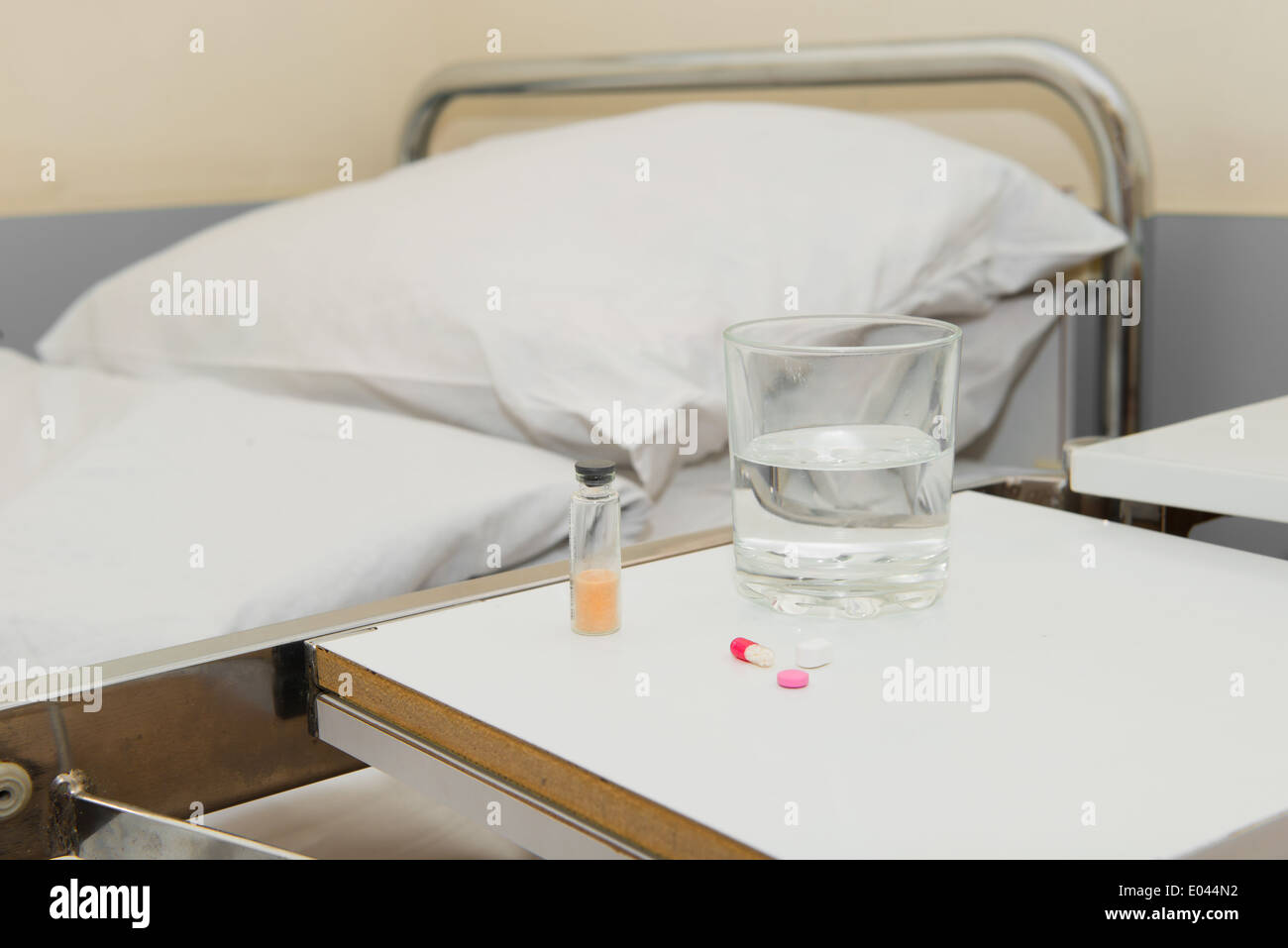Medical preparations at the bedside Stock Photo Alamy