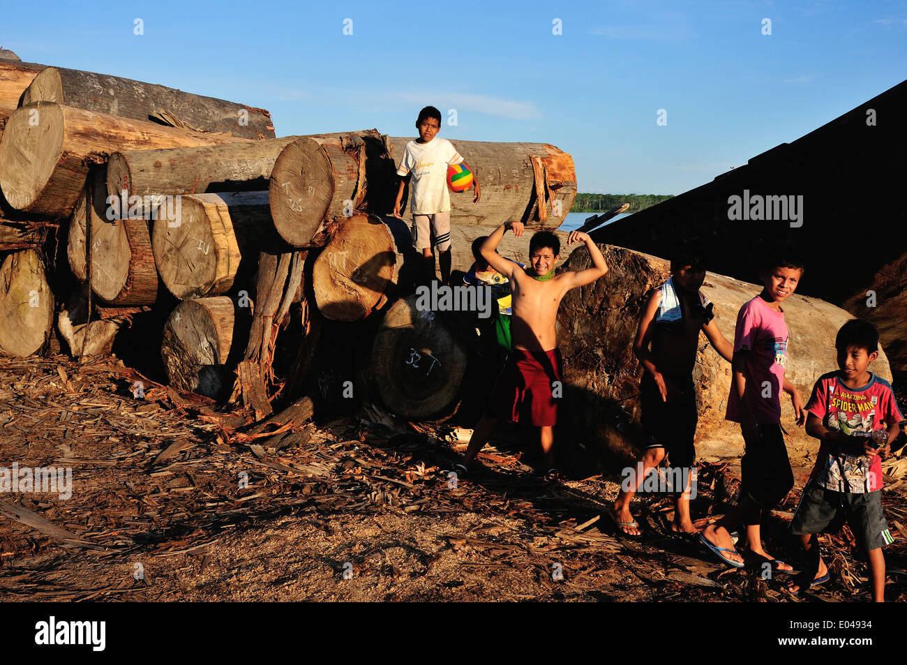 Wood transport - Port of Punchana in IQUITOS . Department of Loreto .PERU Stock Photo