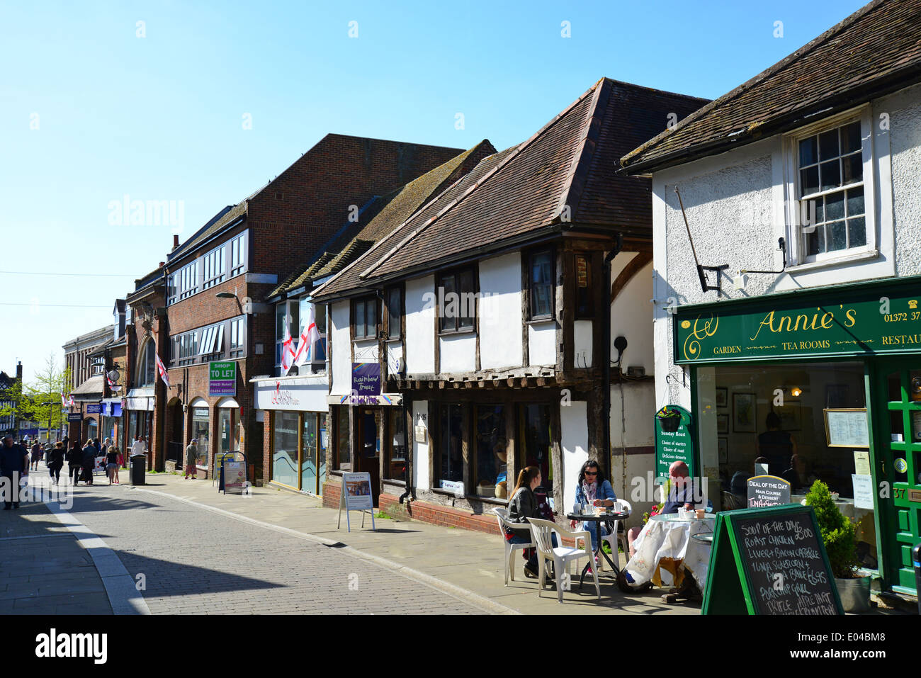 Town Centre Leatherhead Surrey Stock Photos & Town Centre Leatherhead Surrey Stock Images Alamy