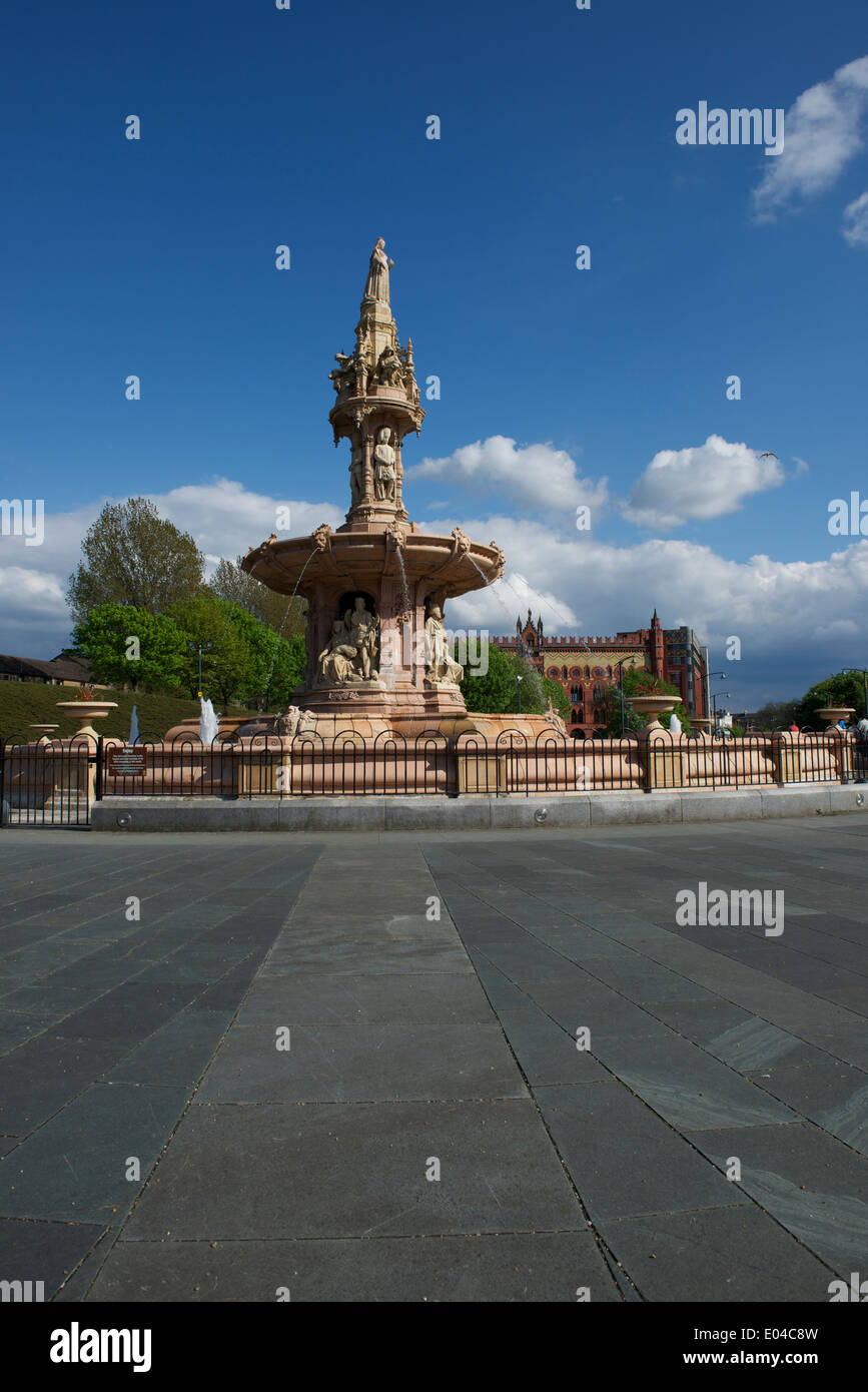 Doulton Fountain, Glasgow Green Stock Photo Alamy