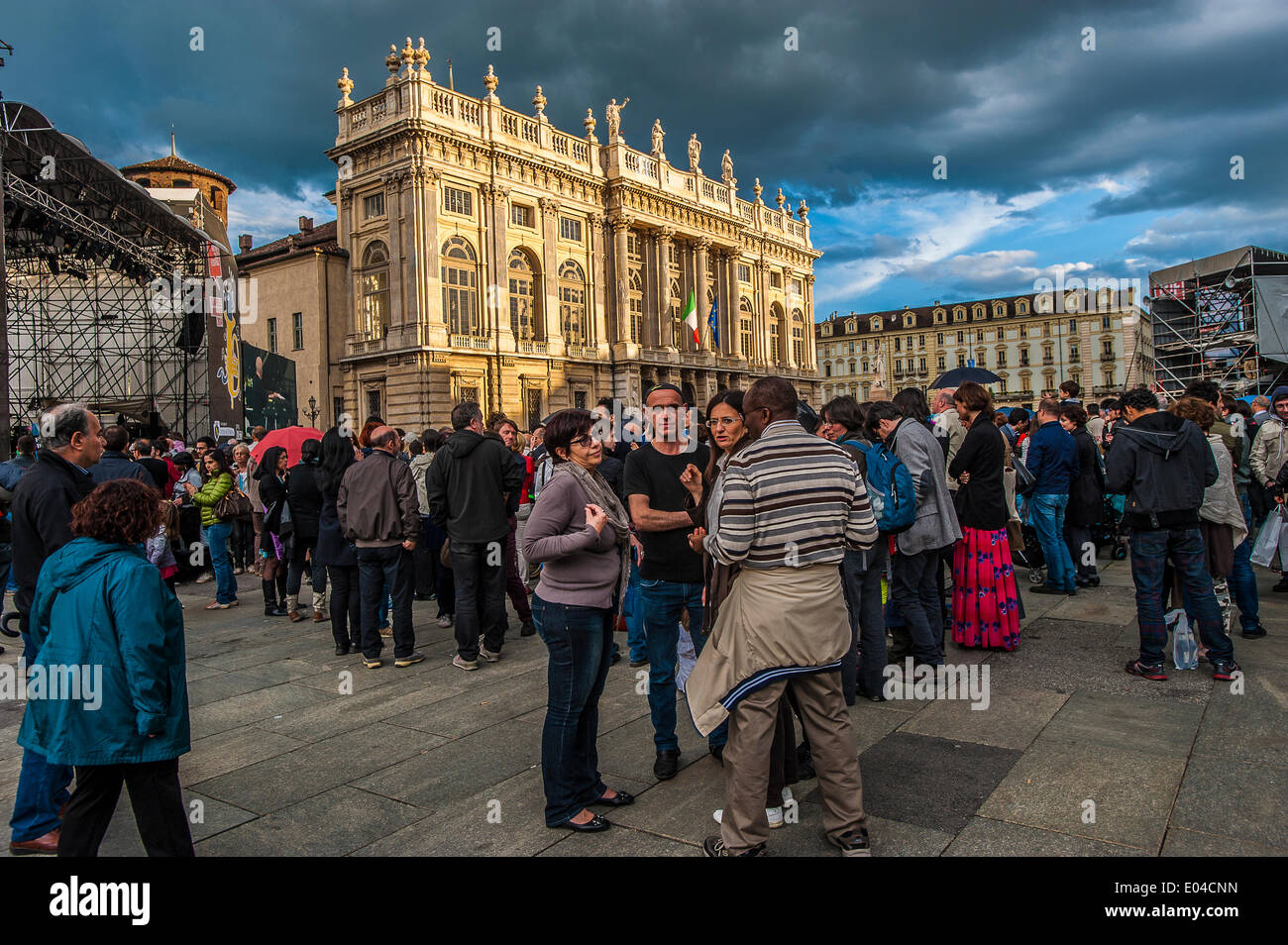 Turin, Italy. 01st May, 2014. Italy 1th May 2014 " Torino Jazz Festival " Piazza Castello during the concert Credit:  Realy Easy Star/Alamy Live News Stock Photo