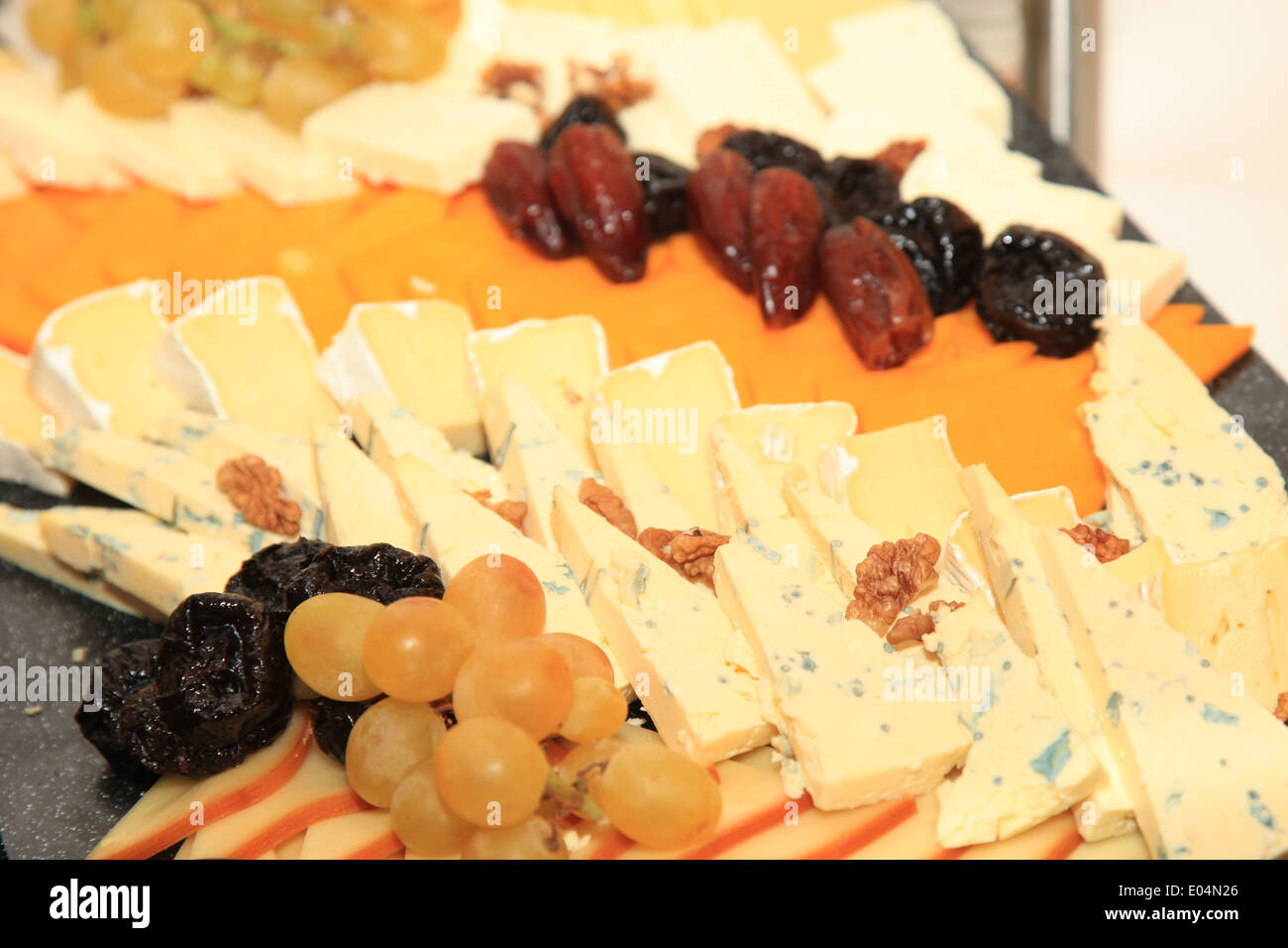 Roquefort cheese cutting board hi-res stock photography and images - Page 3  - Alamy