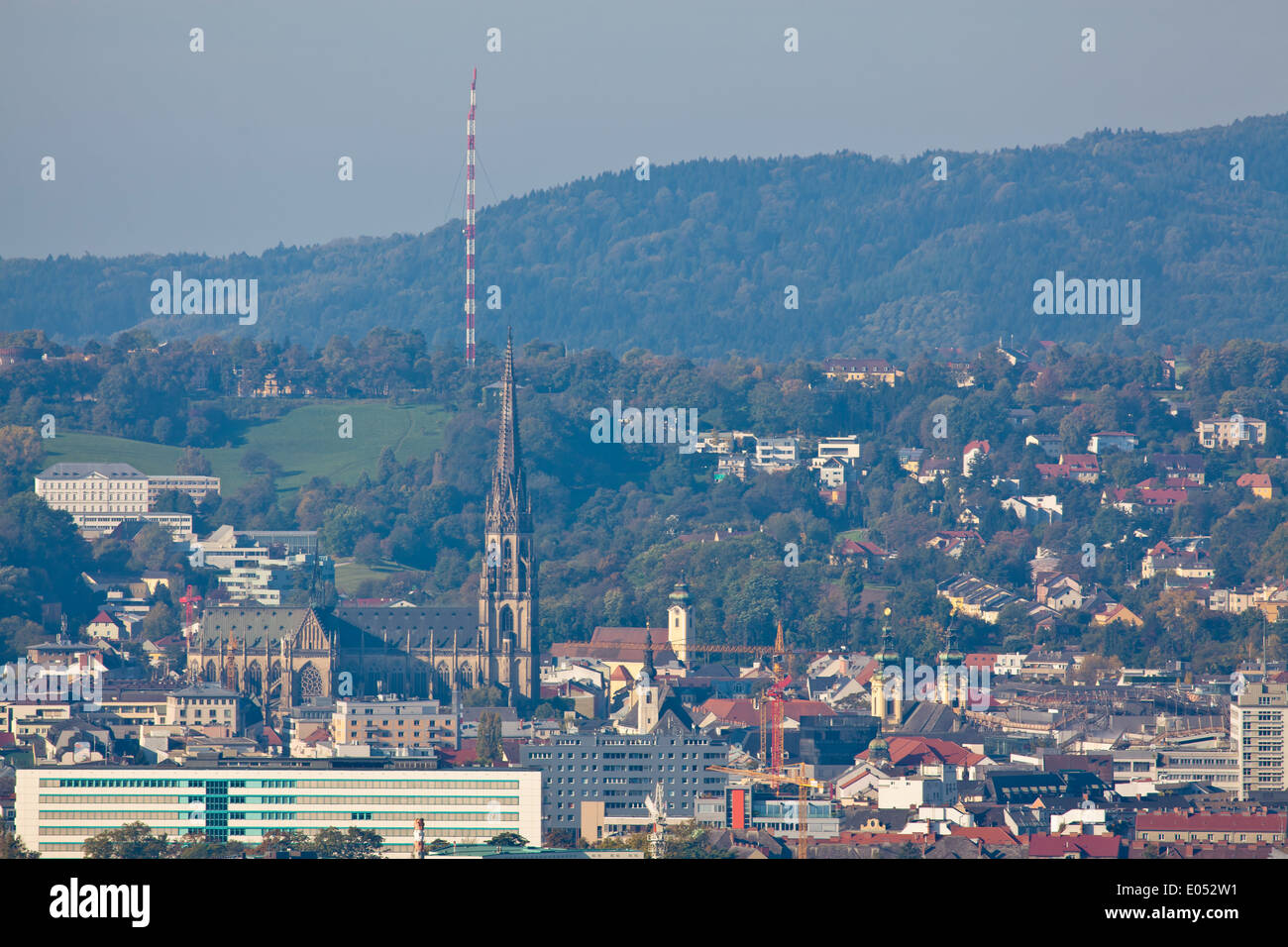 Austria, Upper Austria, Linz. View on the town with cathedral and Freinberg Stock Photo