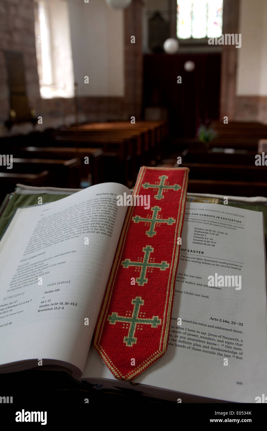 The Common Worship Lectionary on lectern, St. John the Baptist Church