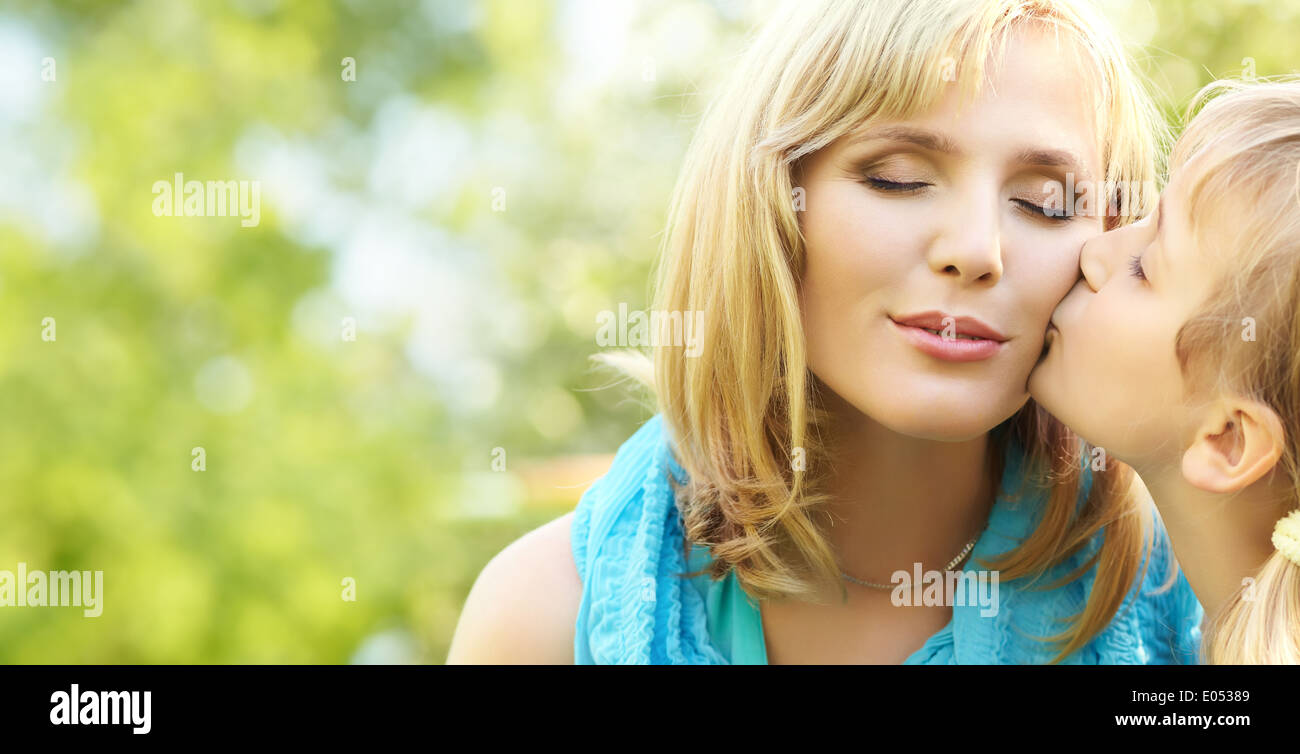 mother and daughter Stock Photo - Alamy