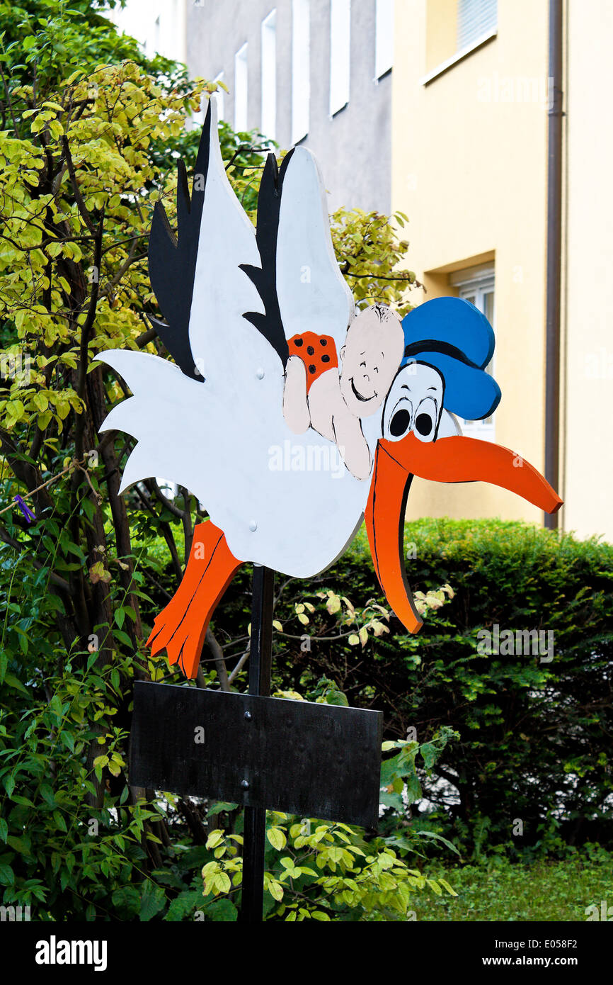 Geburt storch hi-res stock photography and images - Alamy