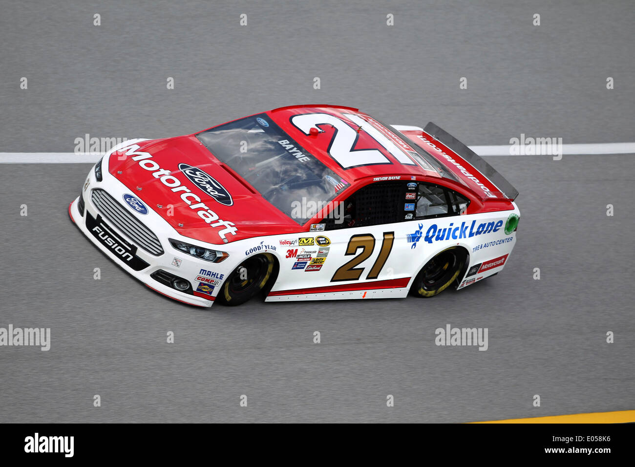 Talladega, Alabama, USA. 2nd May, 2014. Talladega, AL - May 02, 2014: Trevor Bayne (21) takes to the track to practice for the ''Aaron's 499'' at Talladega Superspeedway in Talladega, AL. Credit:  csm/Alamy Live News Stock Photo