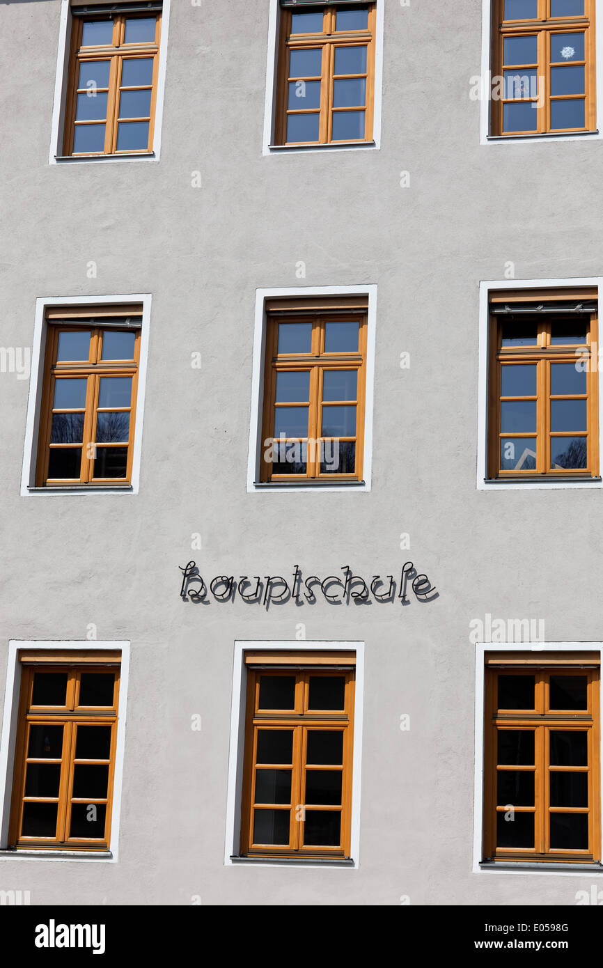 Facade with window fronts with the stroke secondary modern school in metal, Fassade mit Fensterfronten mit dem Schriftzug Haupts Stock Photo