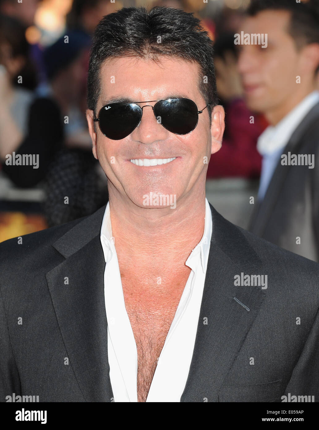 Simon cowell one direction hi-res stock photography and images - Alamy