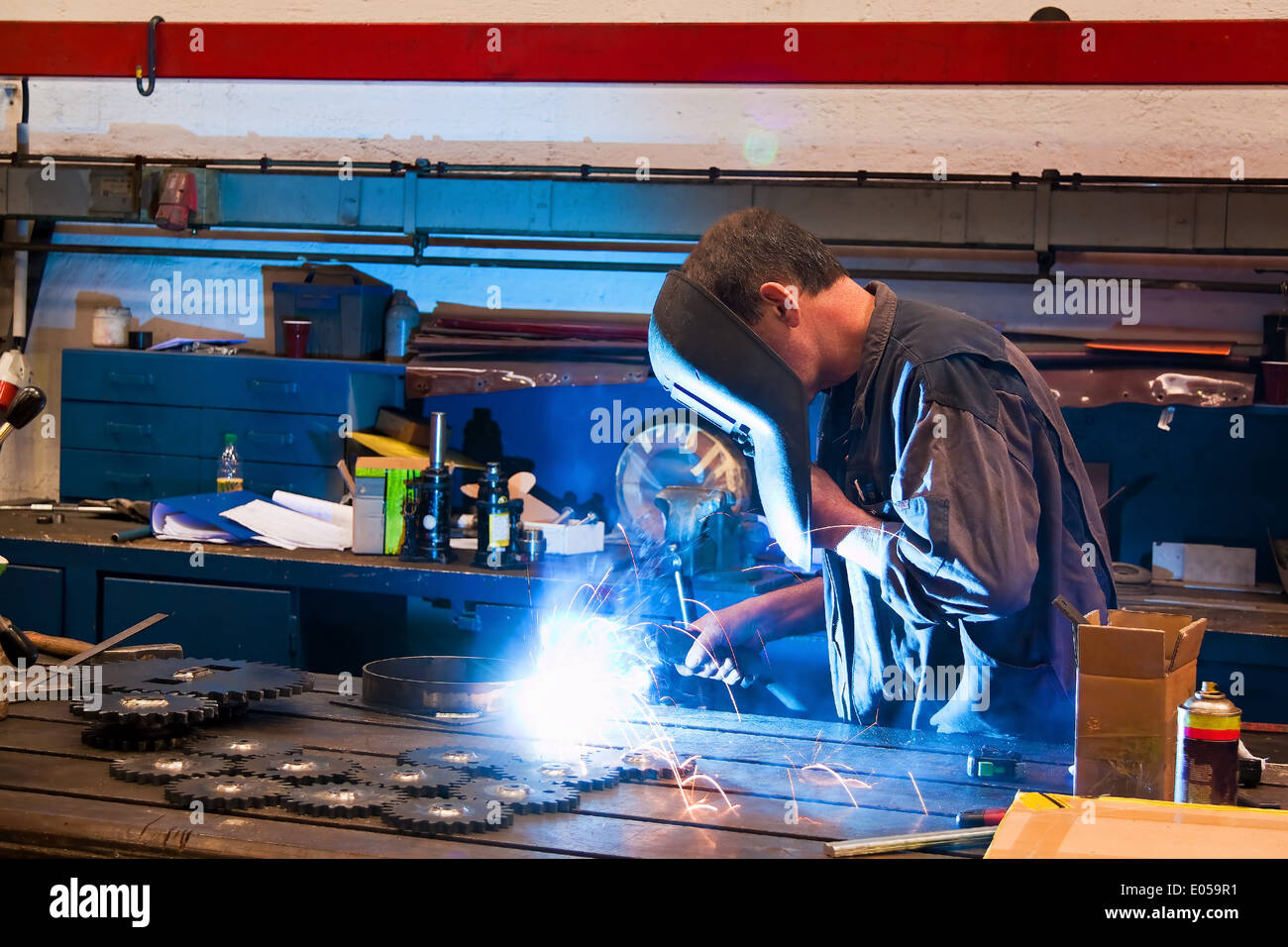 Welder in workshop in the metal industry, Schweisser in Werkstatt in der Metall Industrie Stock Photo