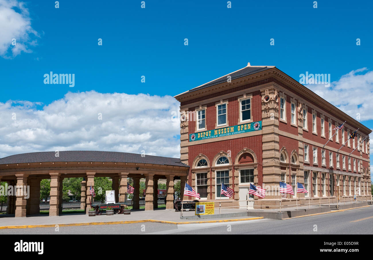 Railroad depot livingston montana hires stock photography and images