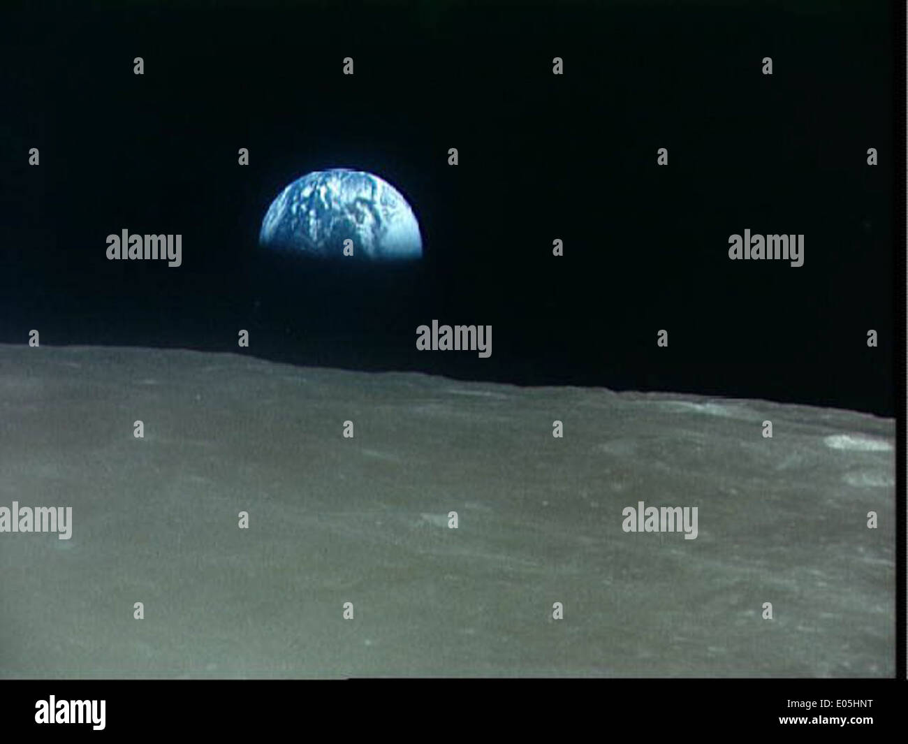 Earthrise” photo from the moon hi-res stock photography and images - Alamy
