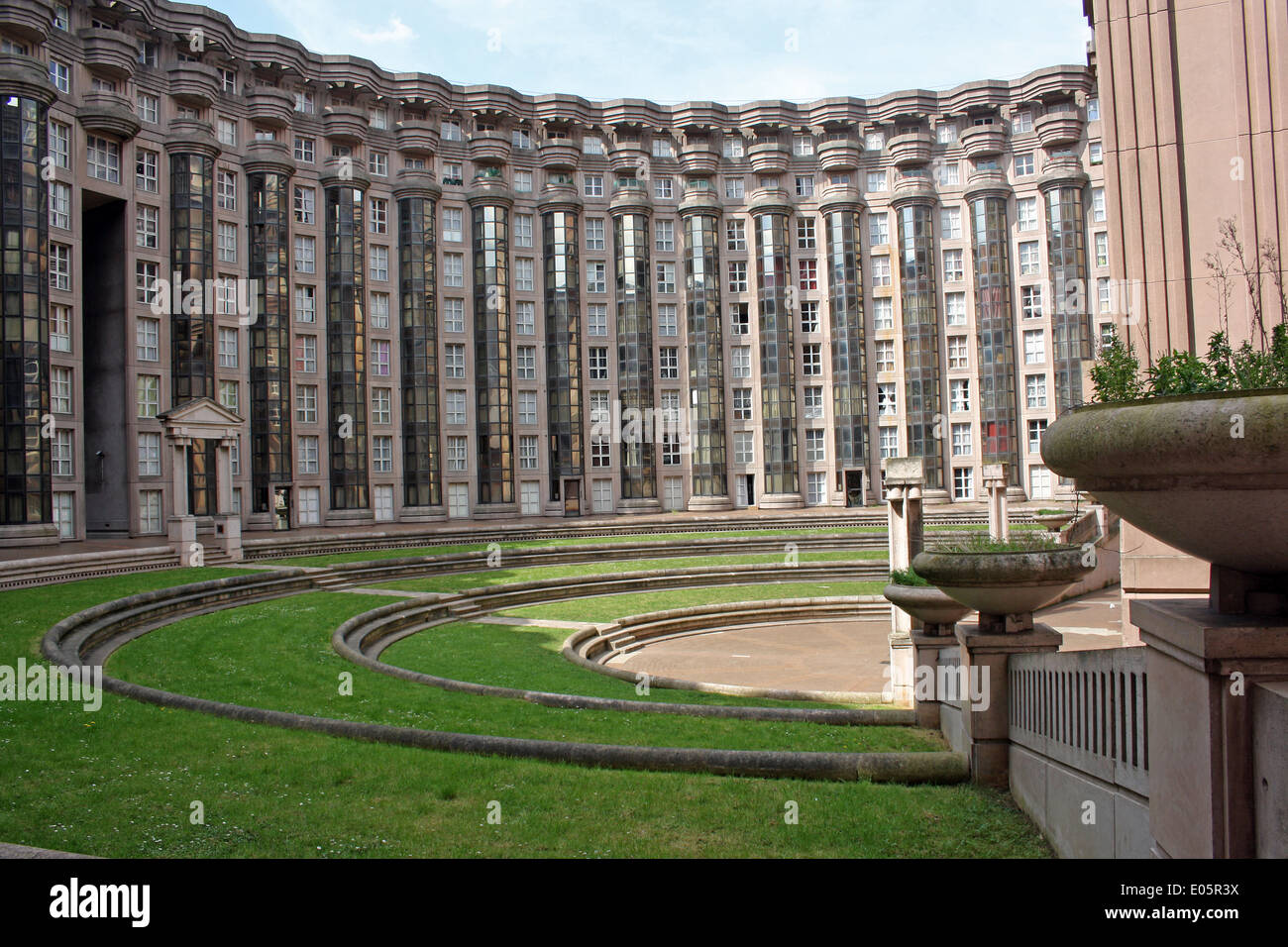 Les Espaces D Abraxas Ricardo Bofill Paris Stock Photo Alamy