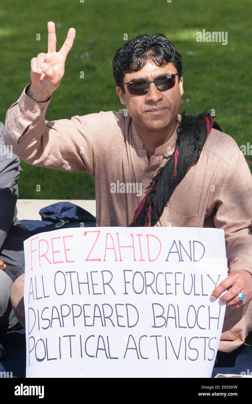 London, UK. 3rd May 2014. A small group of Balochistani protesters against 'disappearances' of an alleged 18,000 Balochistani political activists, including student leader Zahid Baloch, who are campaigning for an independent state in an area that overlaps parts of  Pakistan, Afghanistan and Iran. Credit:  Paul Davey/Alamy Live News Stock Photo