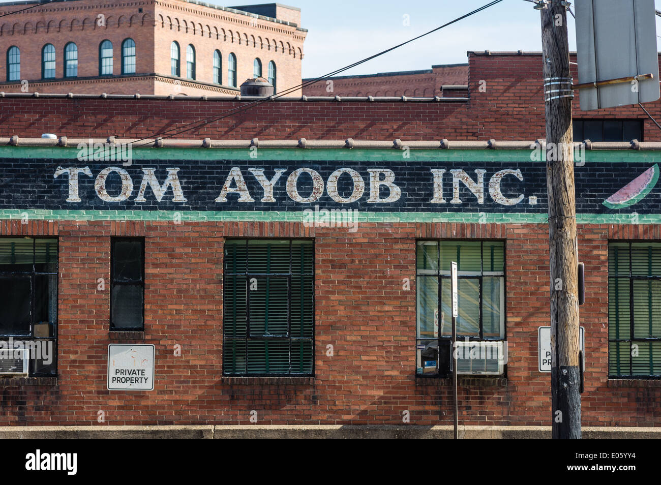 Tom ayoob inc building hires stock photography and images Alamy