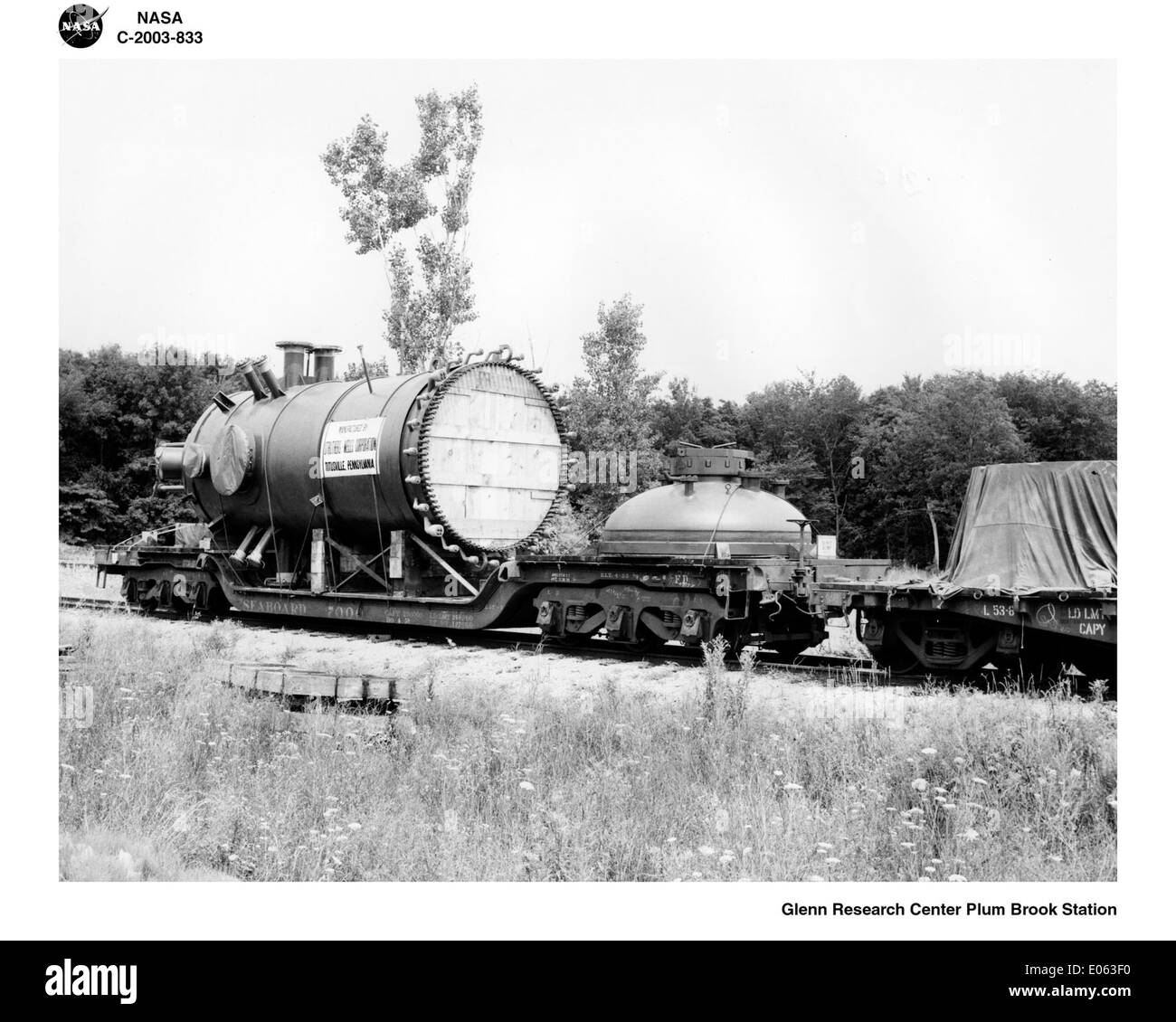 Pressure tank shipped via railway Stock Photo Alamy