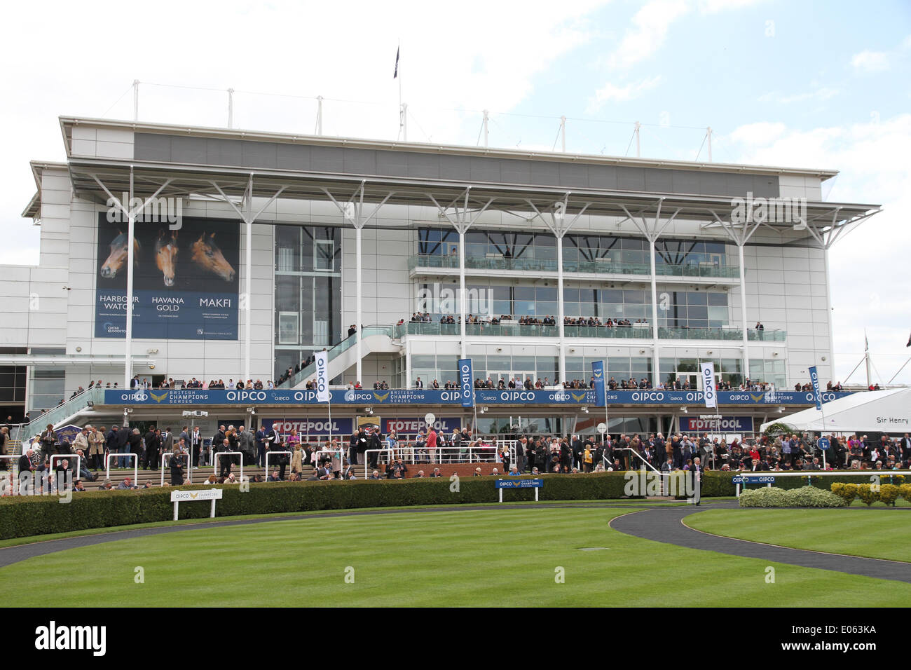 Newmarket, UK. 03rd May, 2014. Newmarket racecourse with parade ring during the 2014 Guineas Festival from Newmarket. Credit:  Action Plus Sports/Alamy Live News Stock Photo