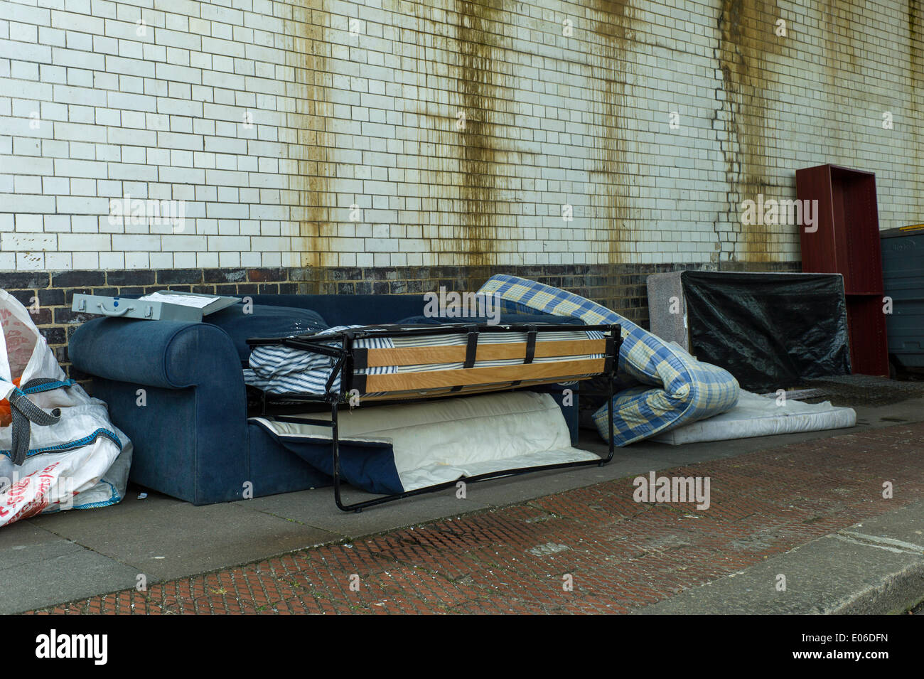 London, UK. 04th May, 2014. London Borough of Barnet, Golders Green NW11 thought of as an affluent area of London has a big problem with fly-tipping, and in particular the illegal dumping of beds and mattresses. © Rena Pearl/Alamy Live News Stock Photo