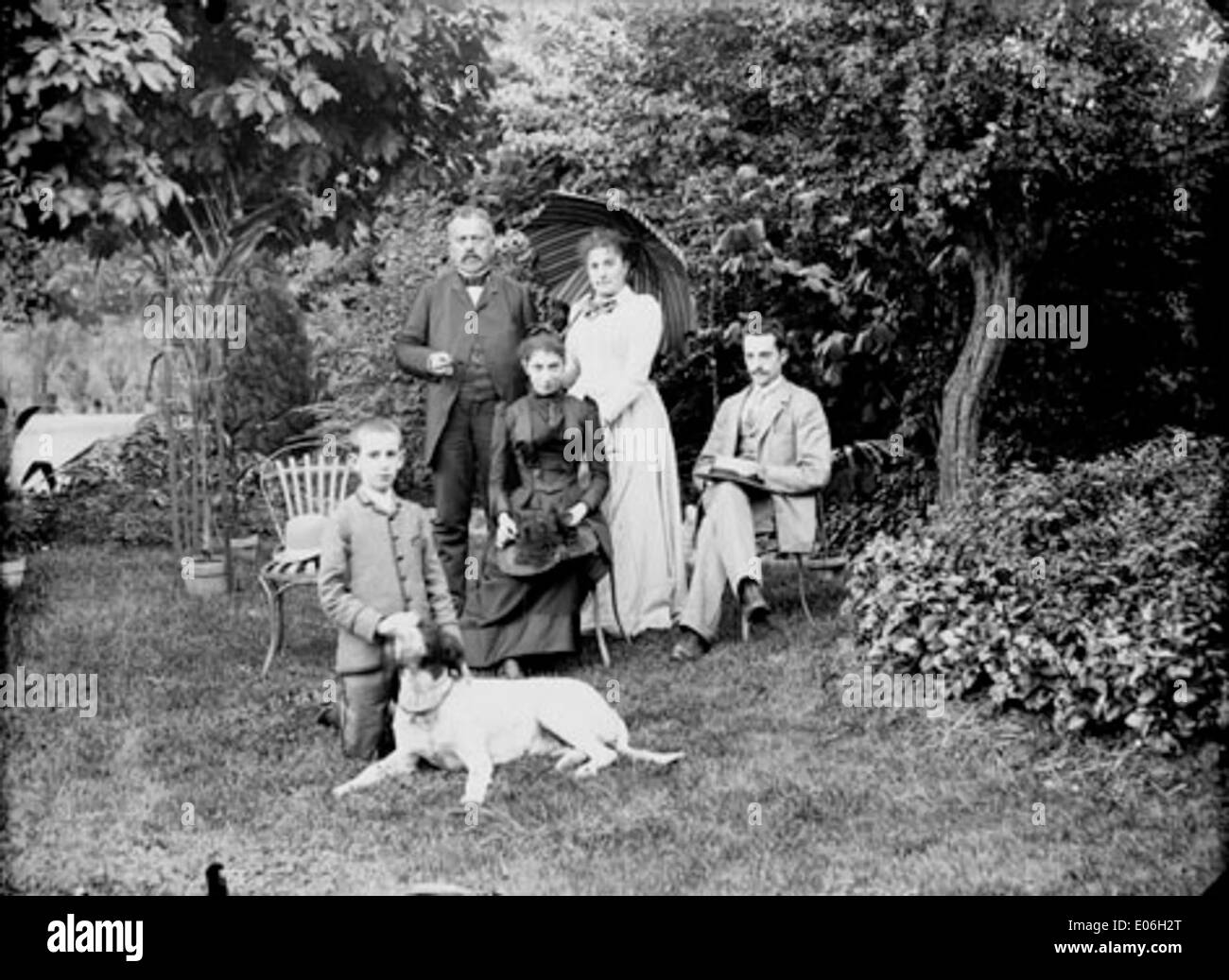 Au jardin, Guillot, Marguerite, Henri, Caroline, Henri, Dijon Stock Photo