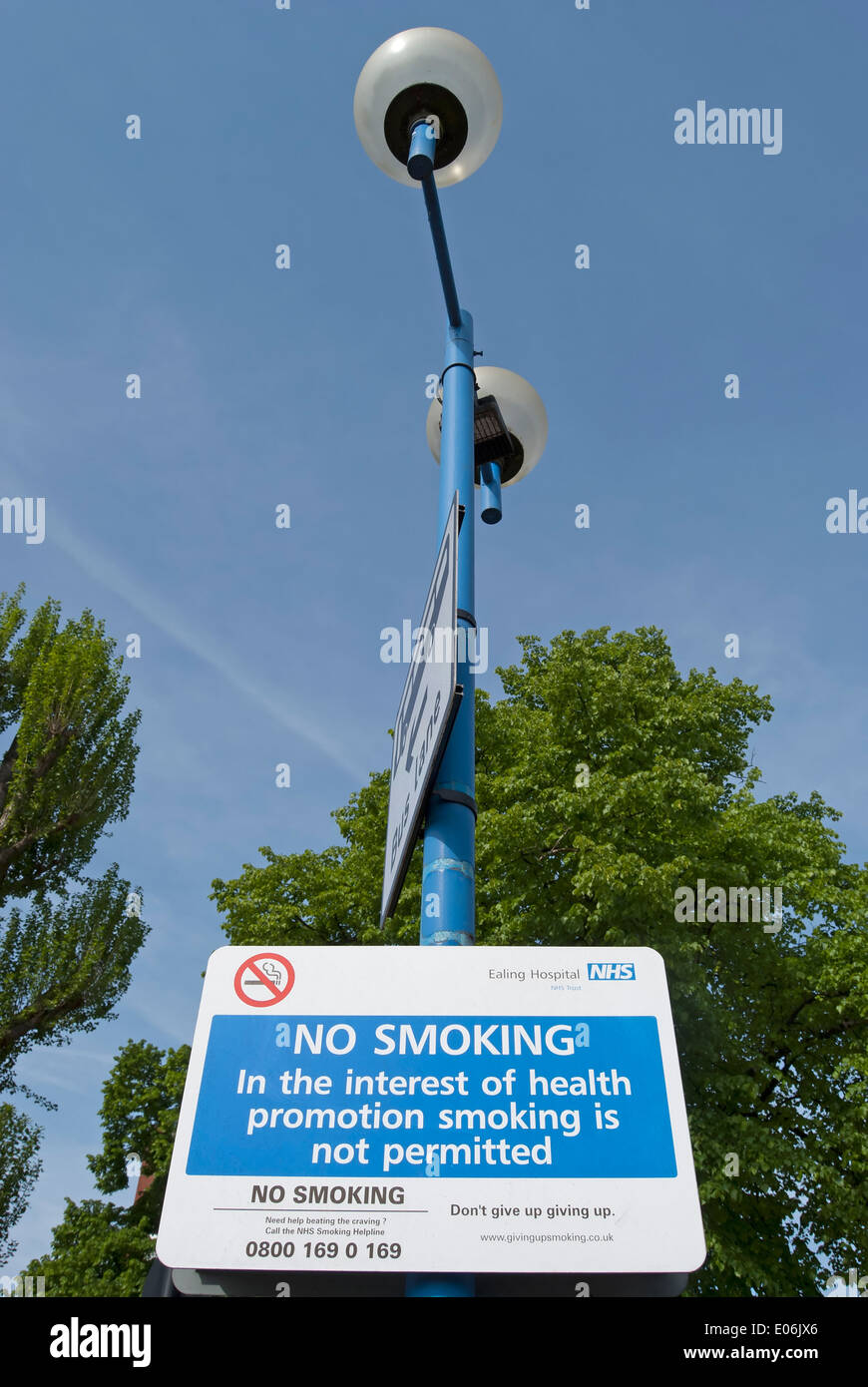 nhs no smoking sign outside ealing hospital, west london, england Stock Photo