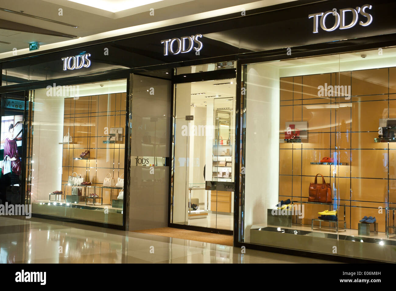 Tods shop hi-res stock photography and images - Alamy