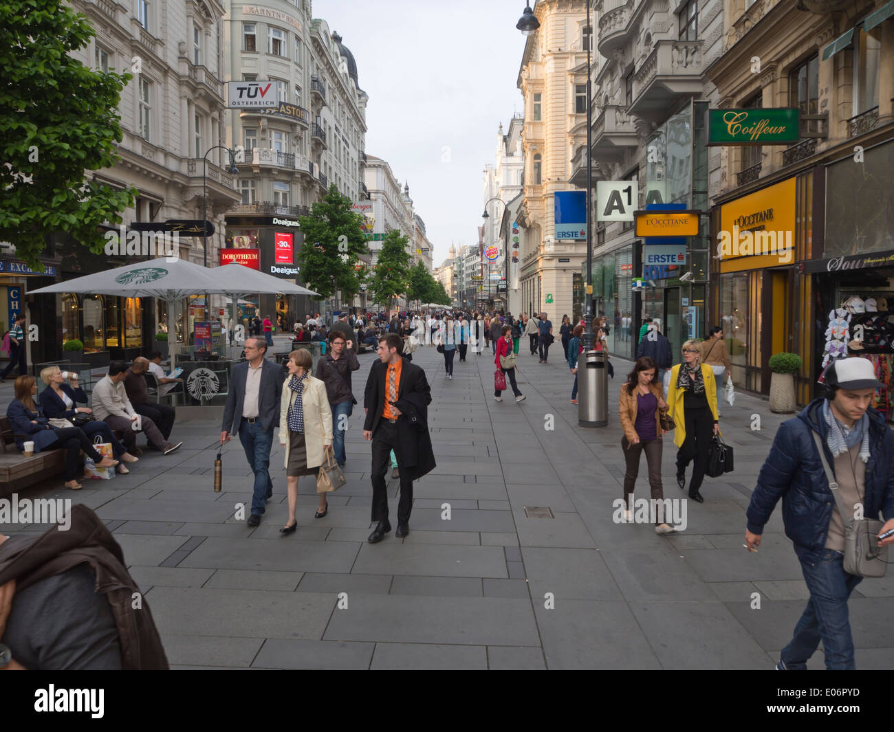 Kärntner strasse in the center of old Vienna Austria, between the Opera and  Stepansdom, always crowded with tourists and locals Stock Photo - Alamy
