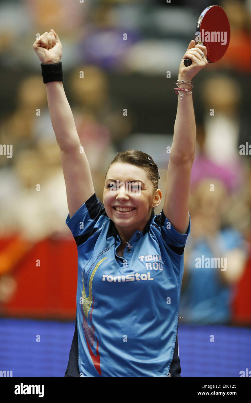 Bernadette szocs hires stock photography and images Alamy